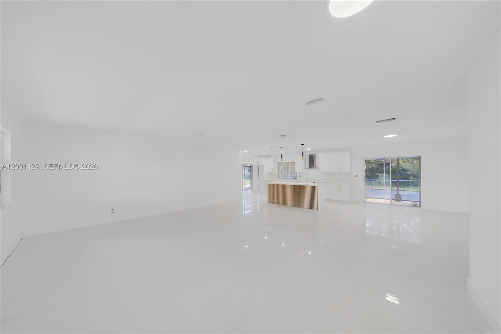 MIRROR LAKE ESTATES SEC S - Residential