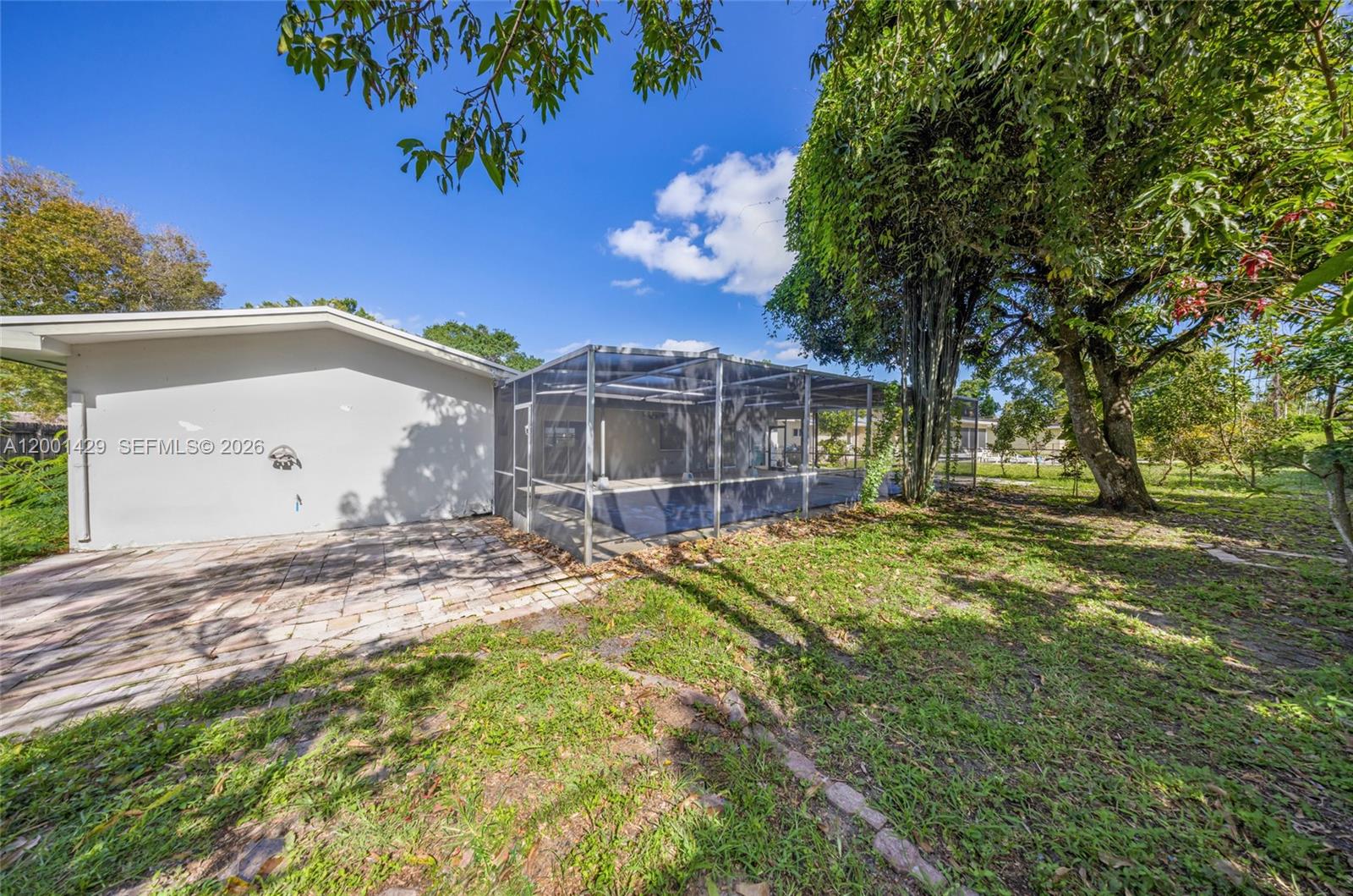 MIRROR LAKE ESTATES SEC S - Residential