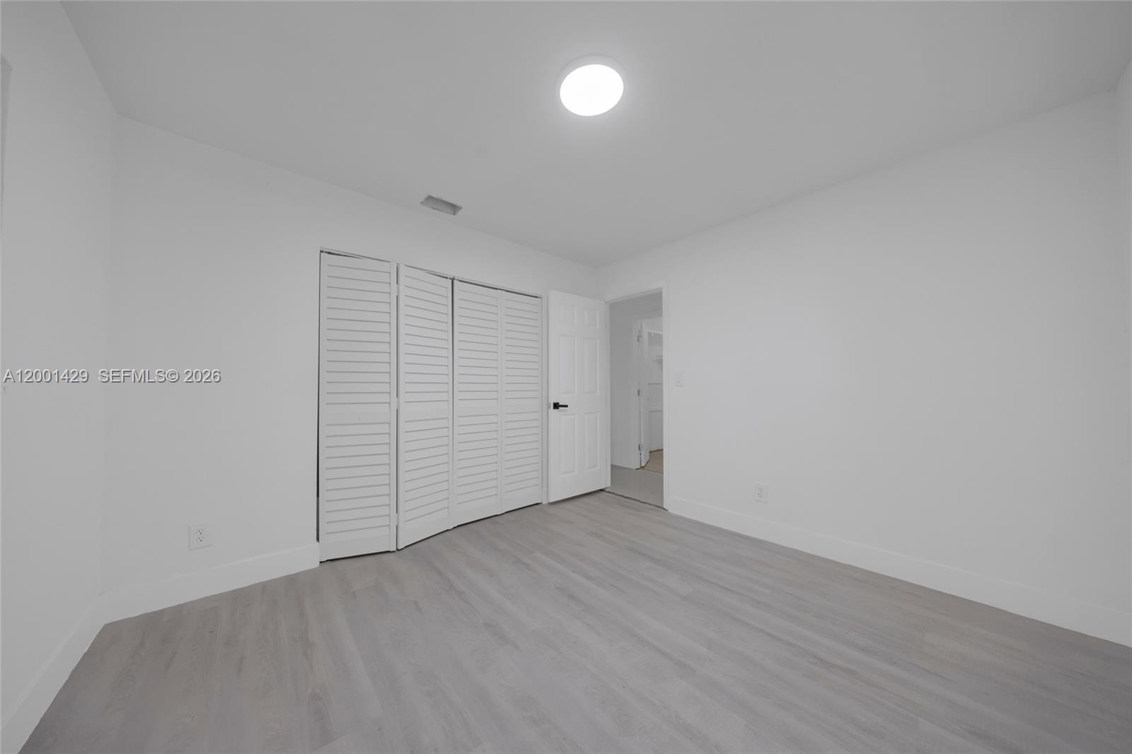 MIRROR LAKE ESTATES SEC S - Residential