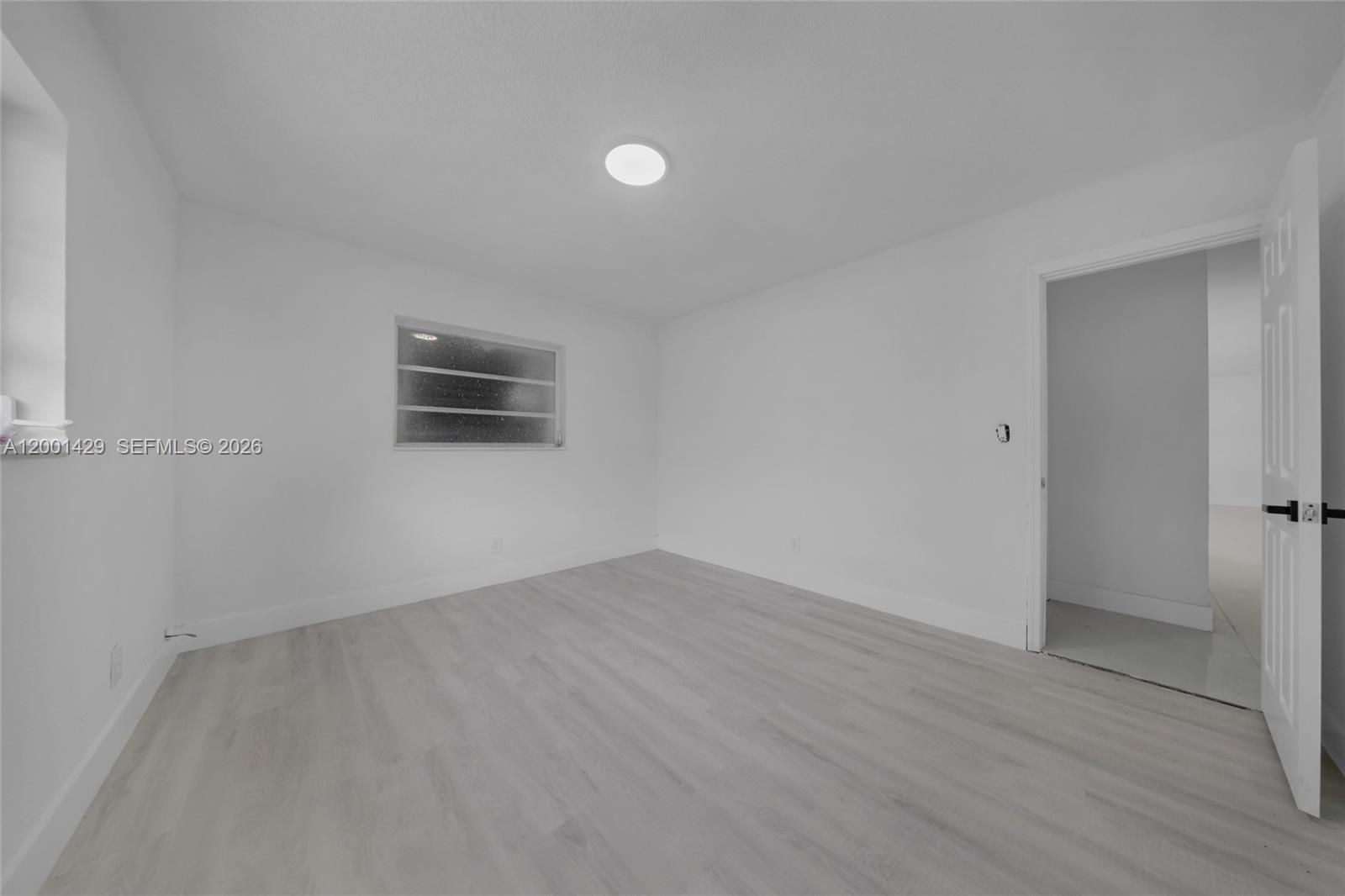 MIRROR LAKE ESTATES SEC S - Residential