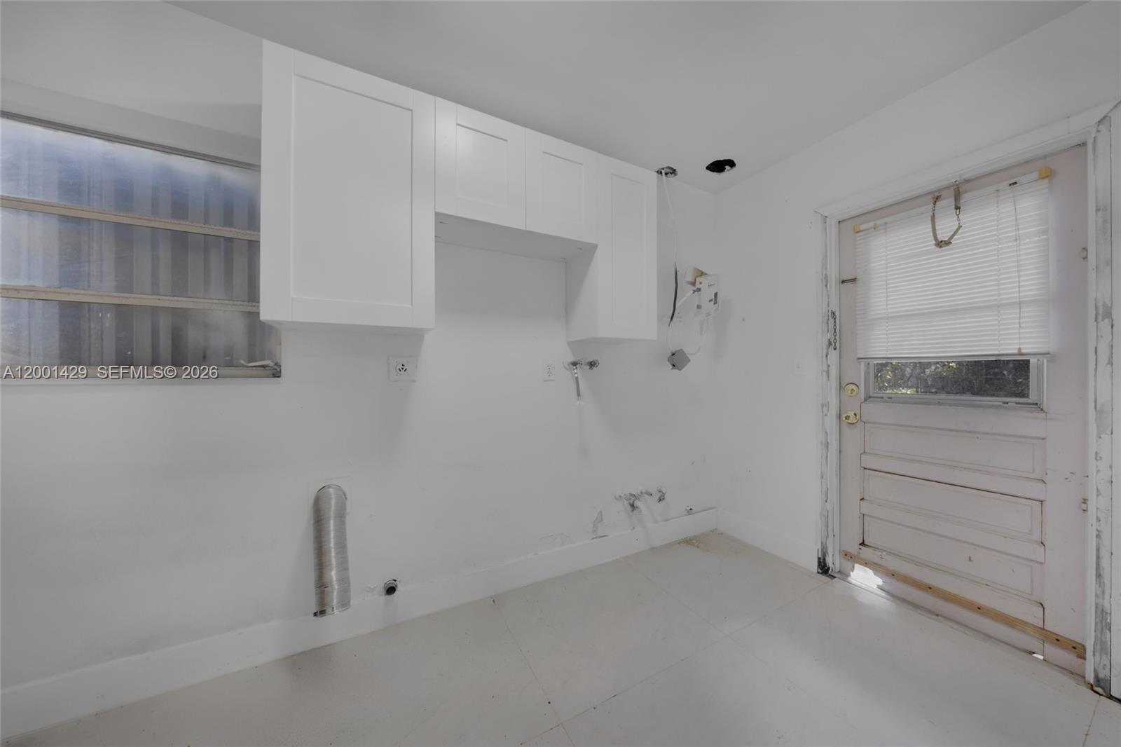 MIRROR LAKE ESTATES SEC S - Residential