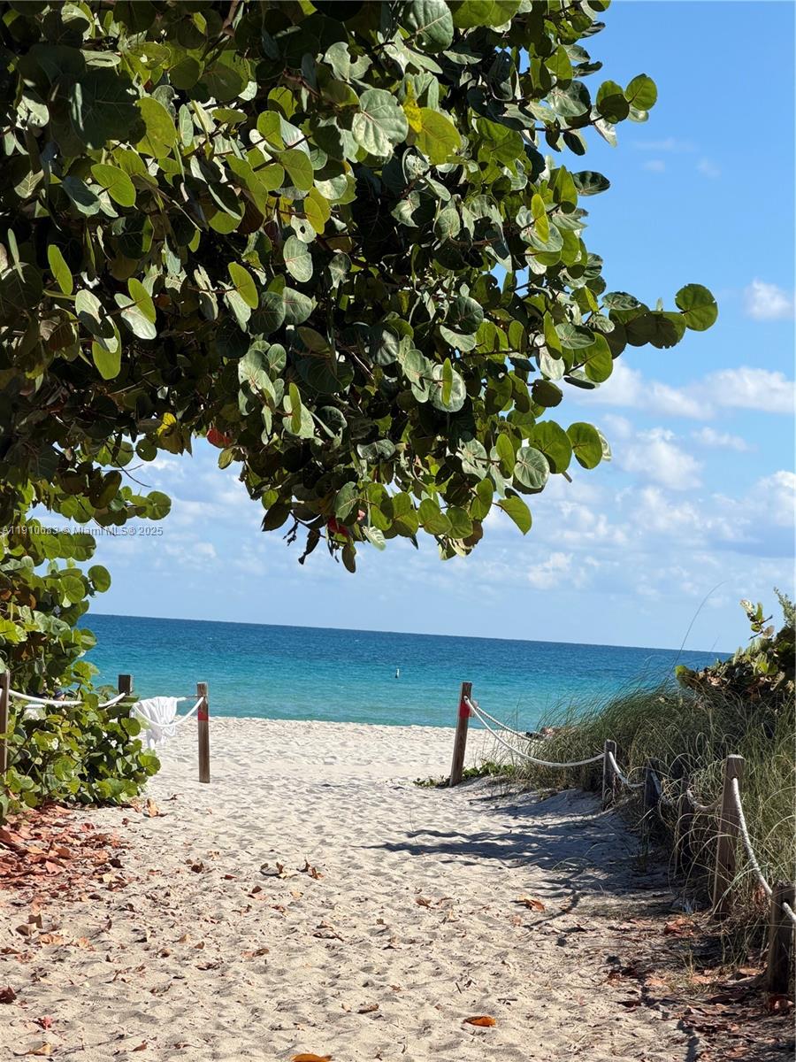 ST TROPEZ OCEAN CONDO - Residential Lease