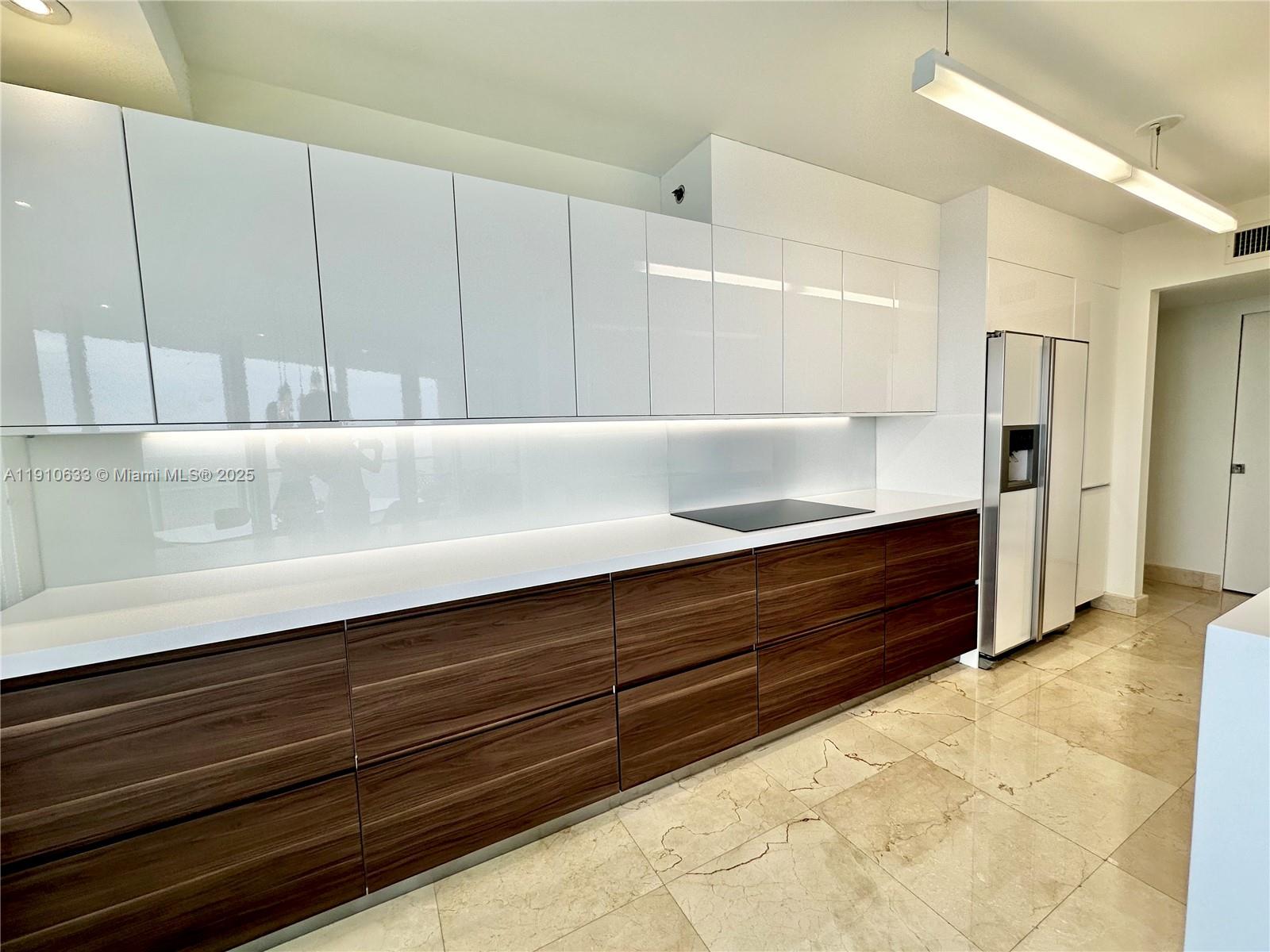 ST TROPEZ OCEAN CONDO - Residential Lease