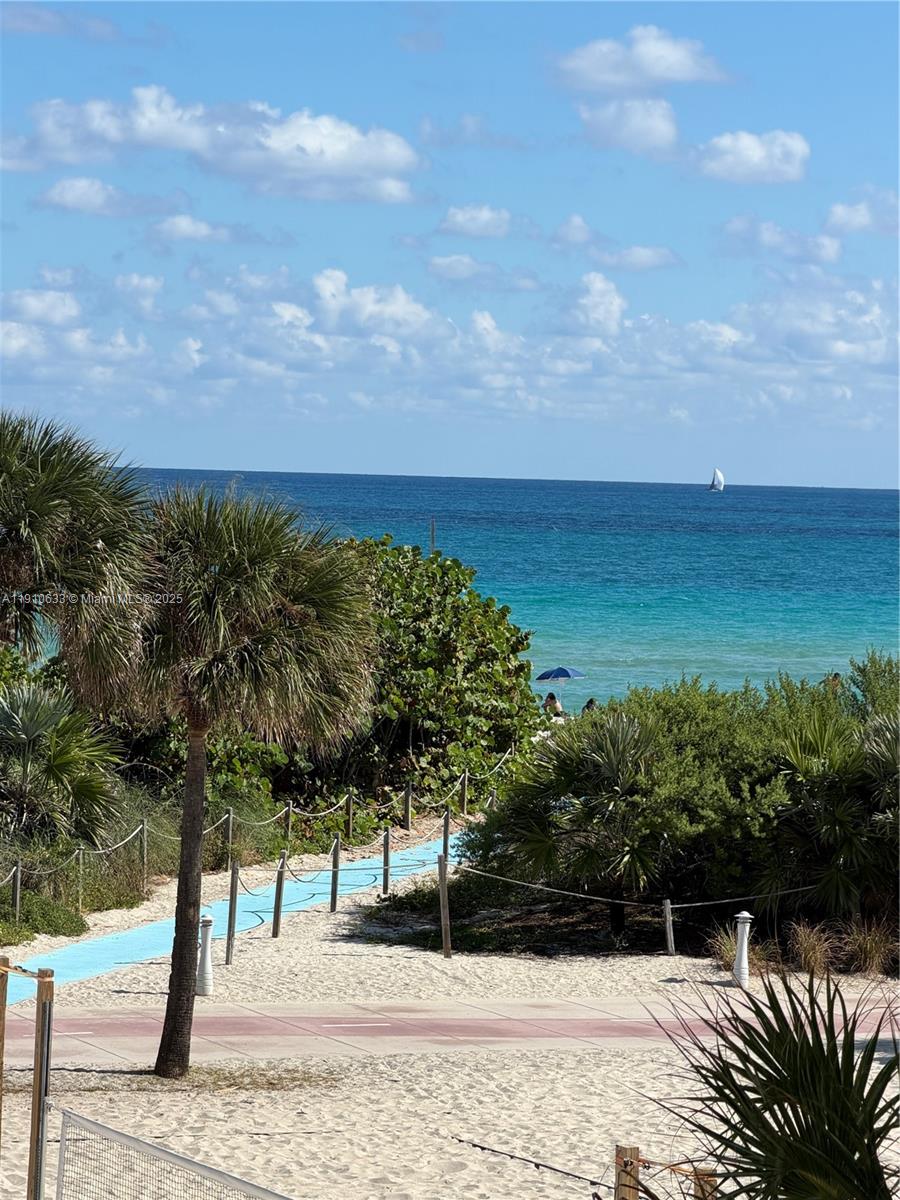 ST TROPEZ OCEAN CONDO - Residential Lease