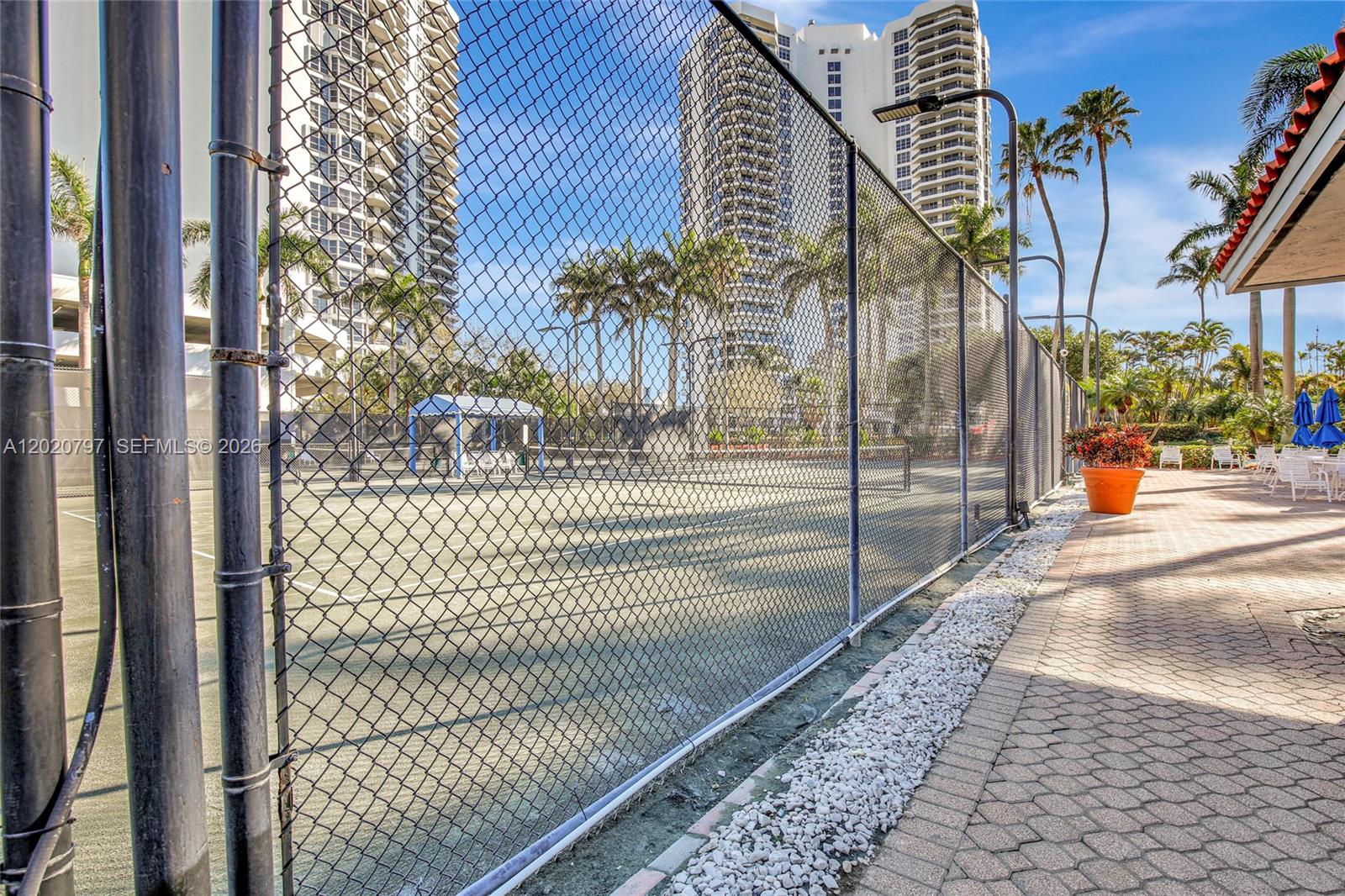 MYSTIC POINTE CONDO NO TH - Residential