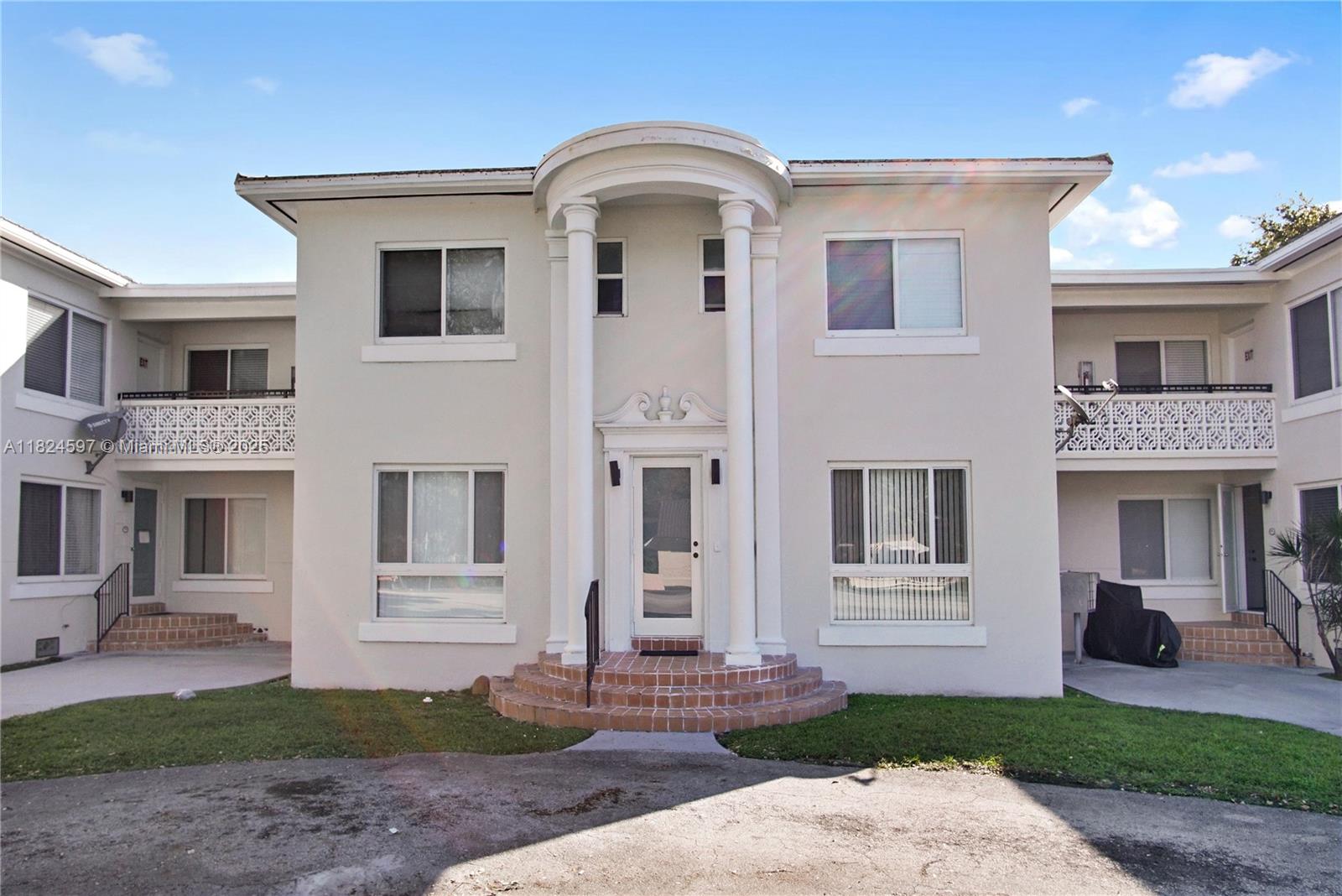 1557 S Le Jeune Rd 2, Miami, Broward County, Florida - 1 Bedrooms  
1 Bathrooms - 