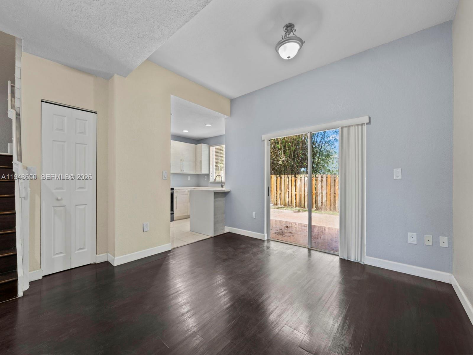 SEASTONE TOWNHOMES - Residential