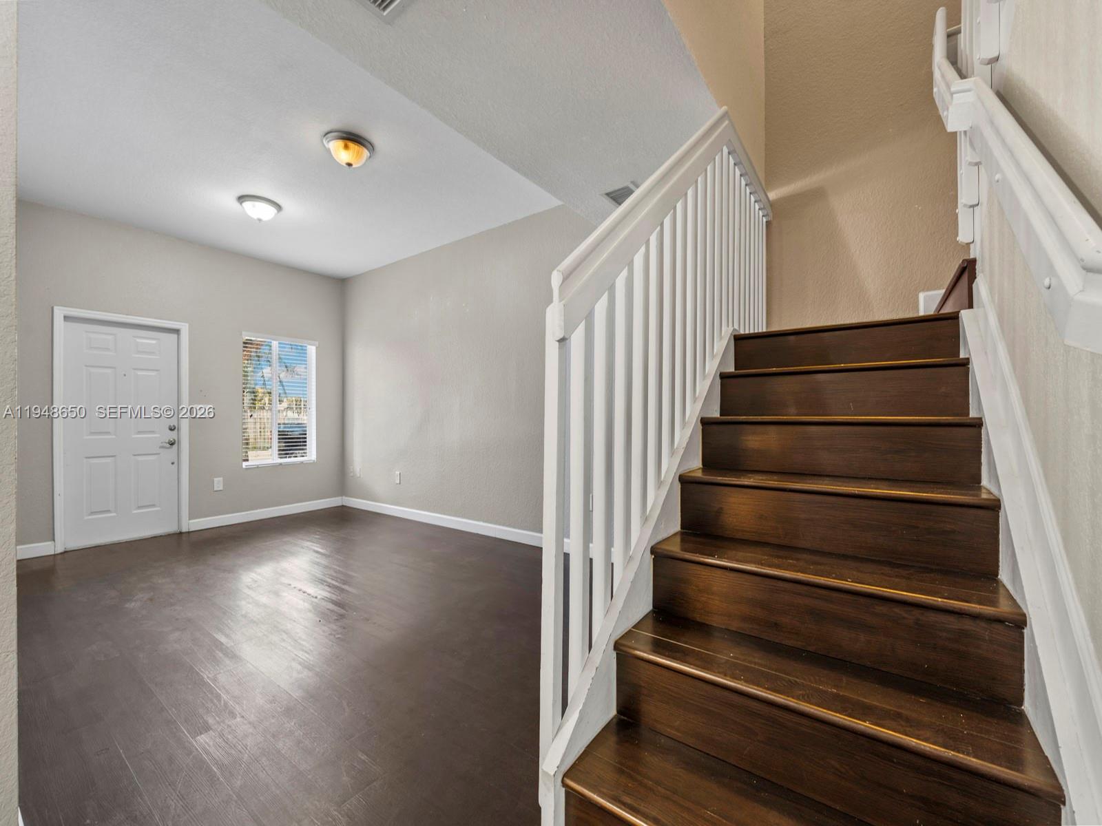 SEASTONE TOWNHOMES - Residential