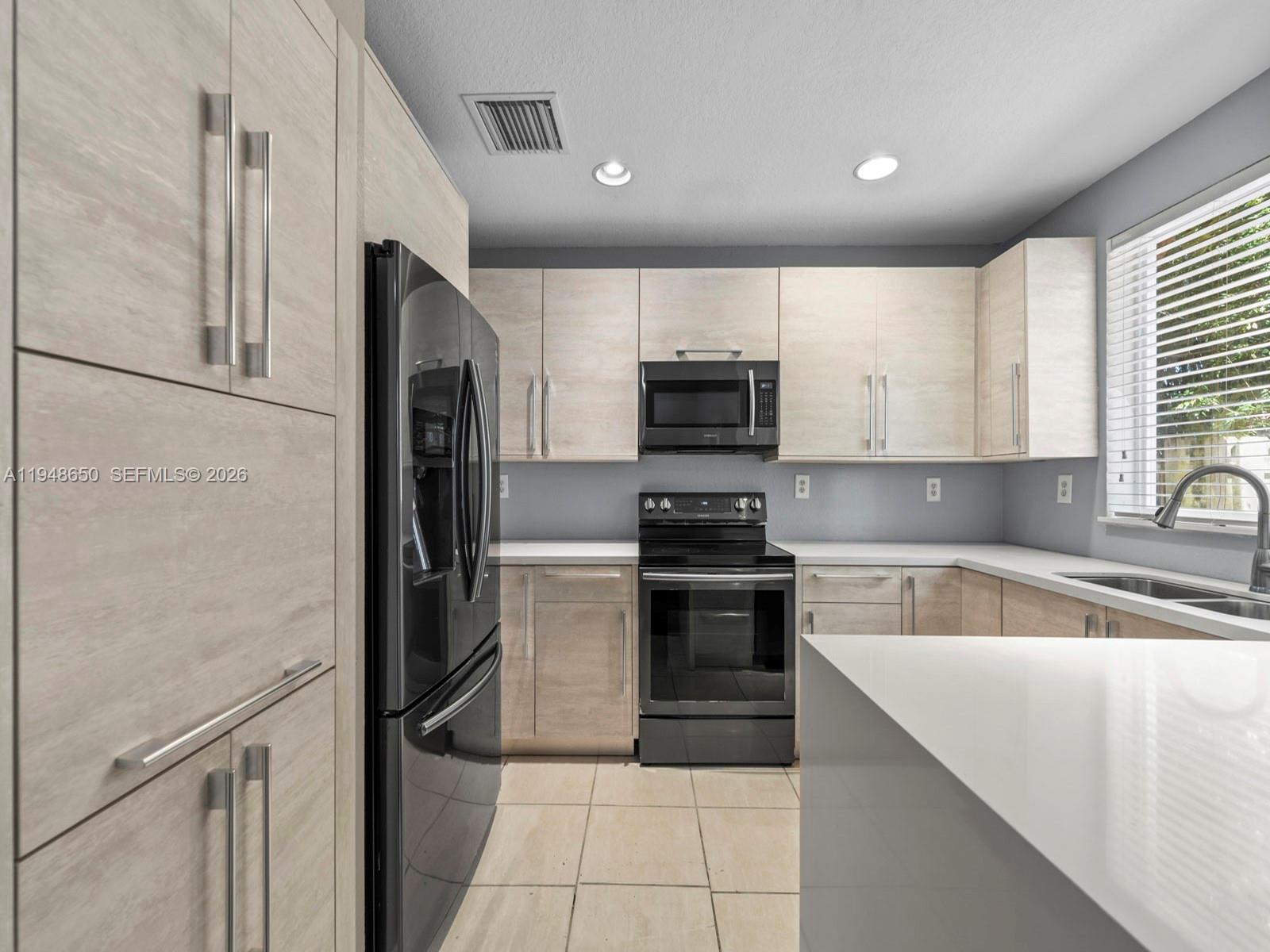 SEASTONE TOWNHOMES - Residential