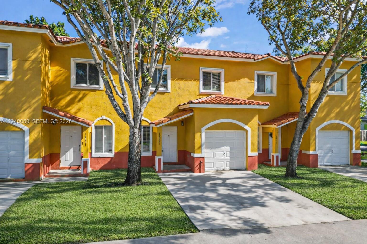 SEASTONE TOWNHOMES - Residential