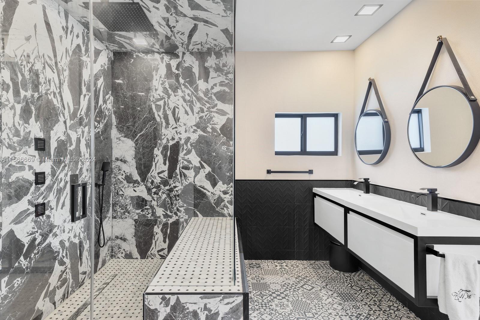 BISCAYNE POINT - Residential