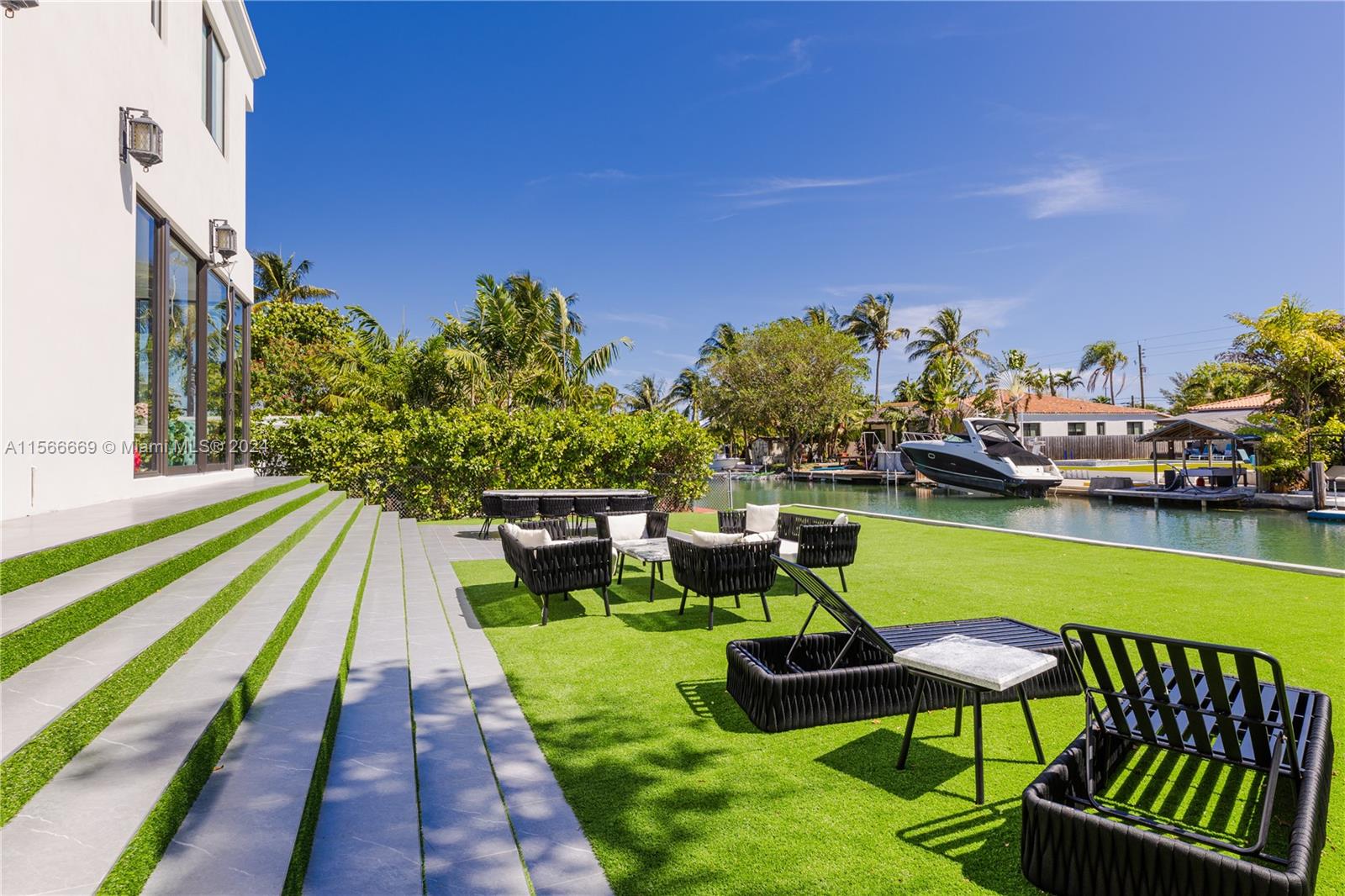 BISCAYNE POINT - Residential