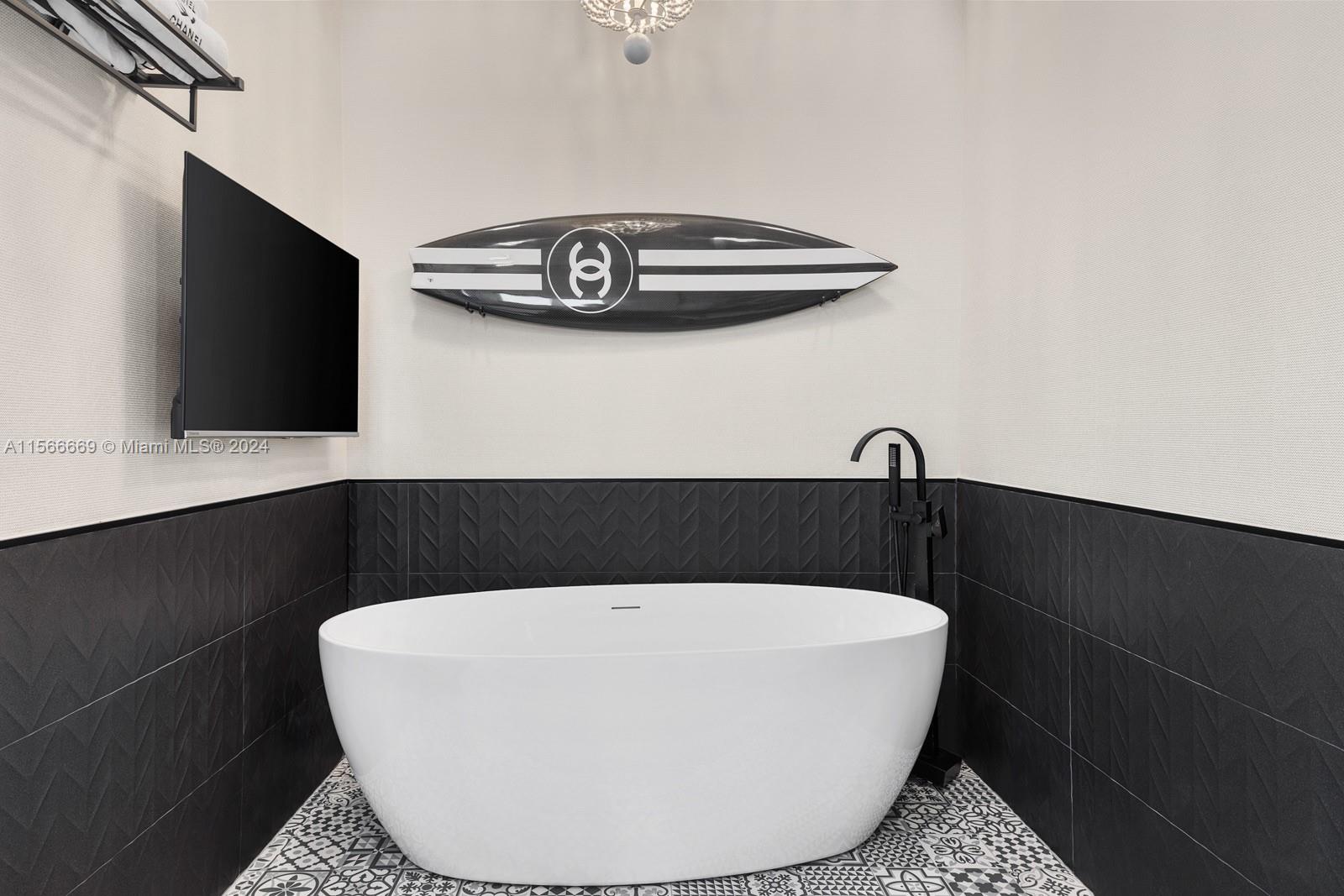 BISCAYNE POINT - Residential