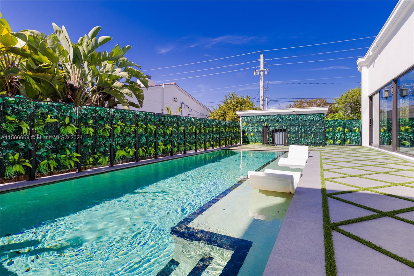 BISCAYNE POINT - Residential