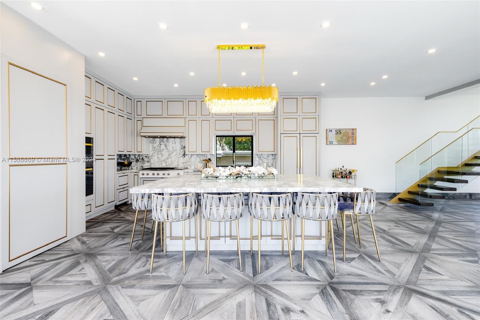BISCAYNE POINT - Residential