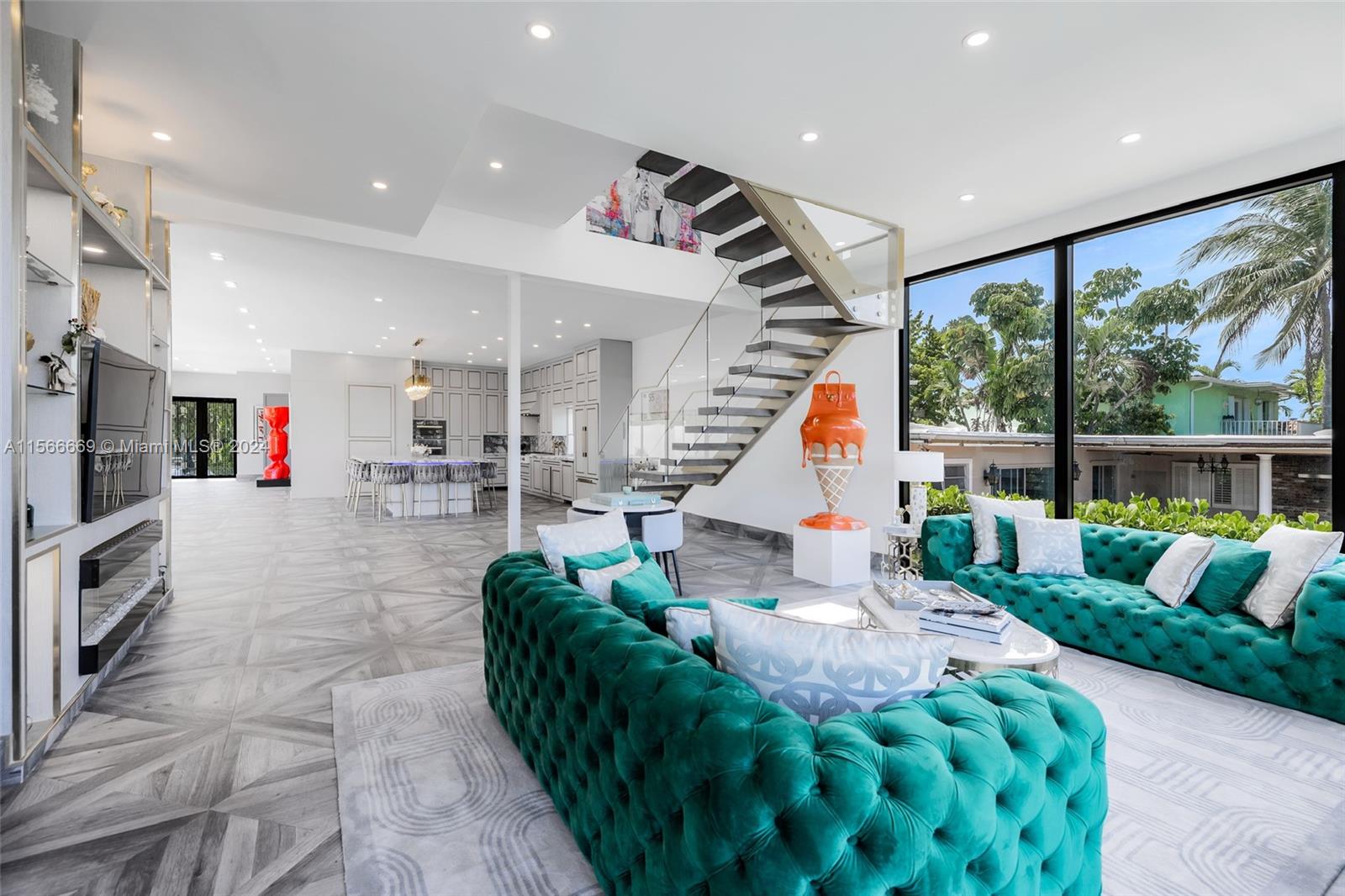 BISCAYNE POINT - Residential