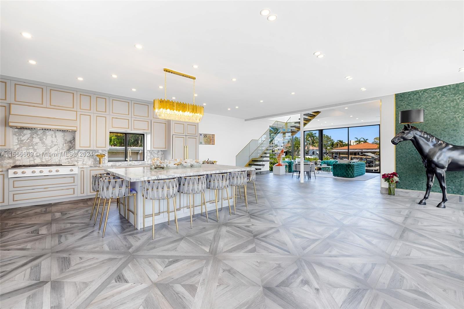 BISCAYNE POINT - Residential