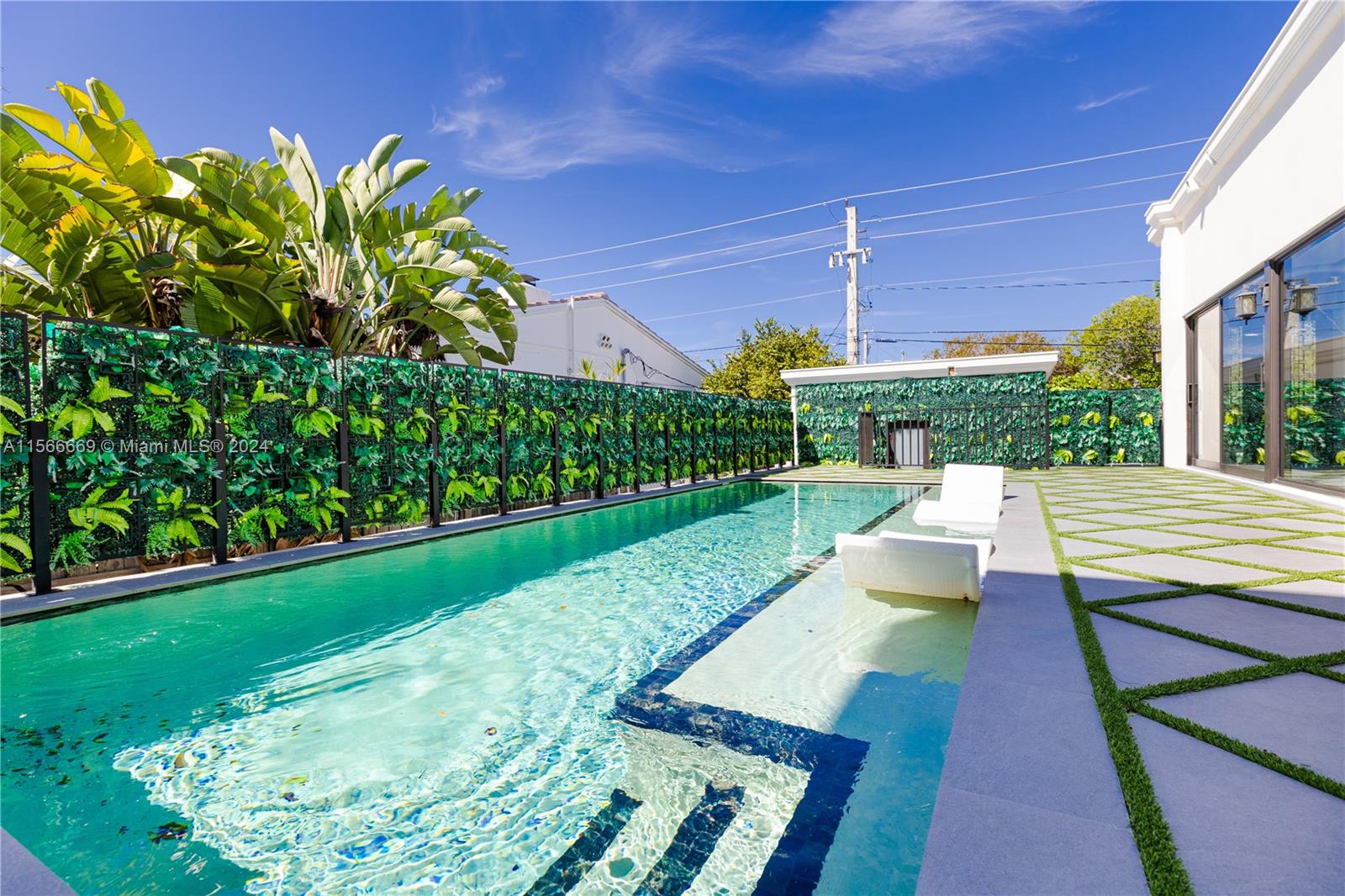 BISCAYNE POINT - Residential