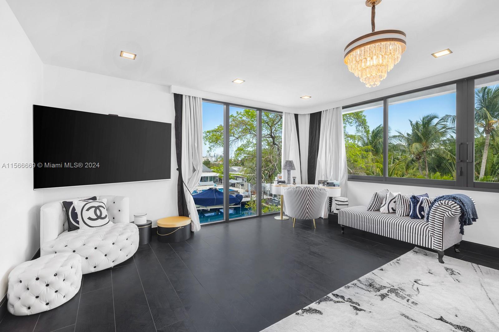 BISCAYNE POINT - Residential