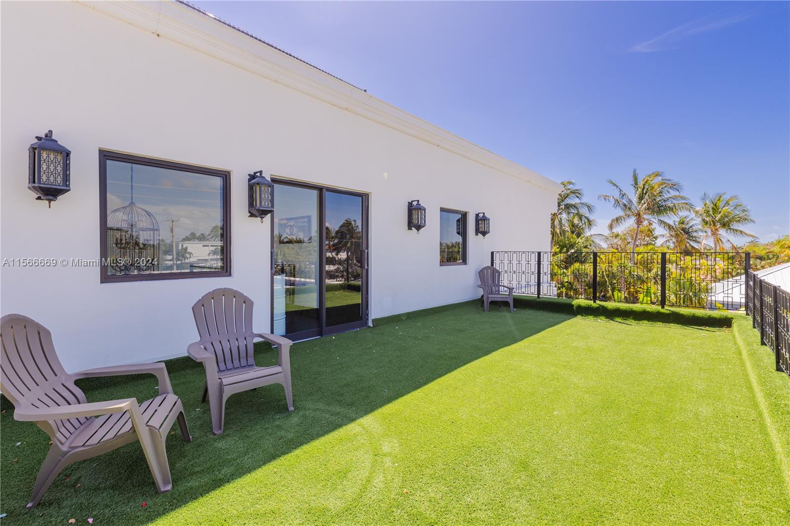 BISCAYNE POINT - Residential