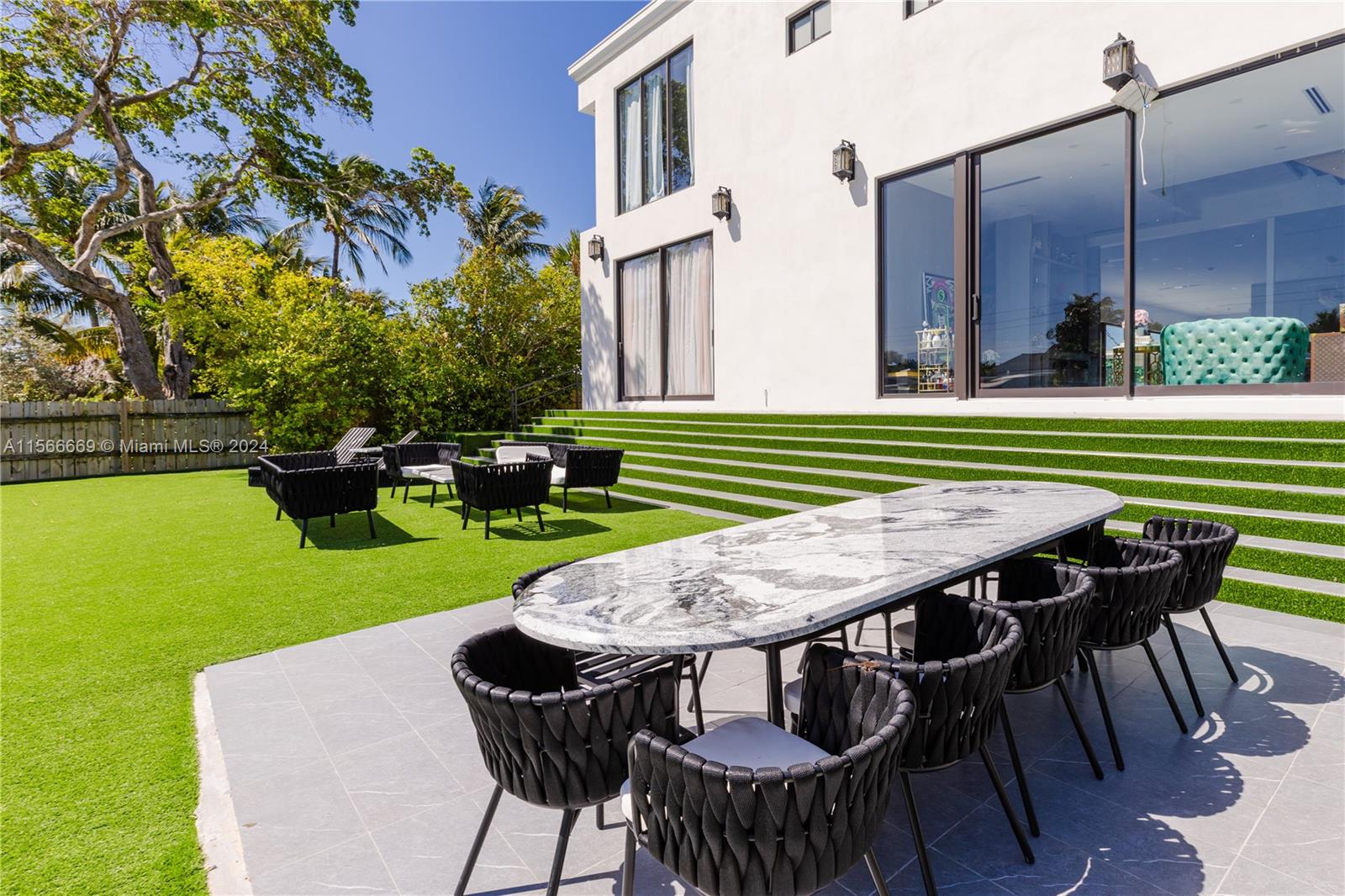 BISCAYNE POINT - Residential