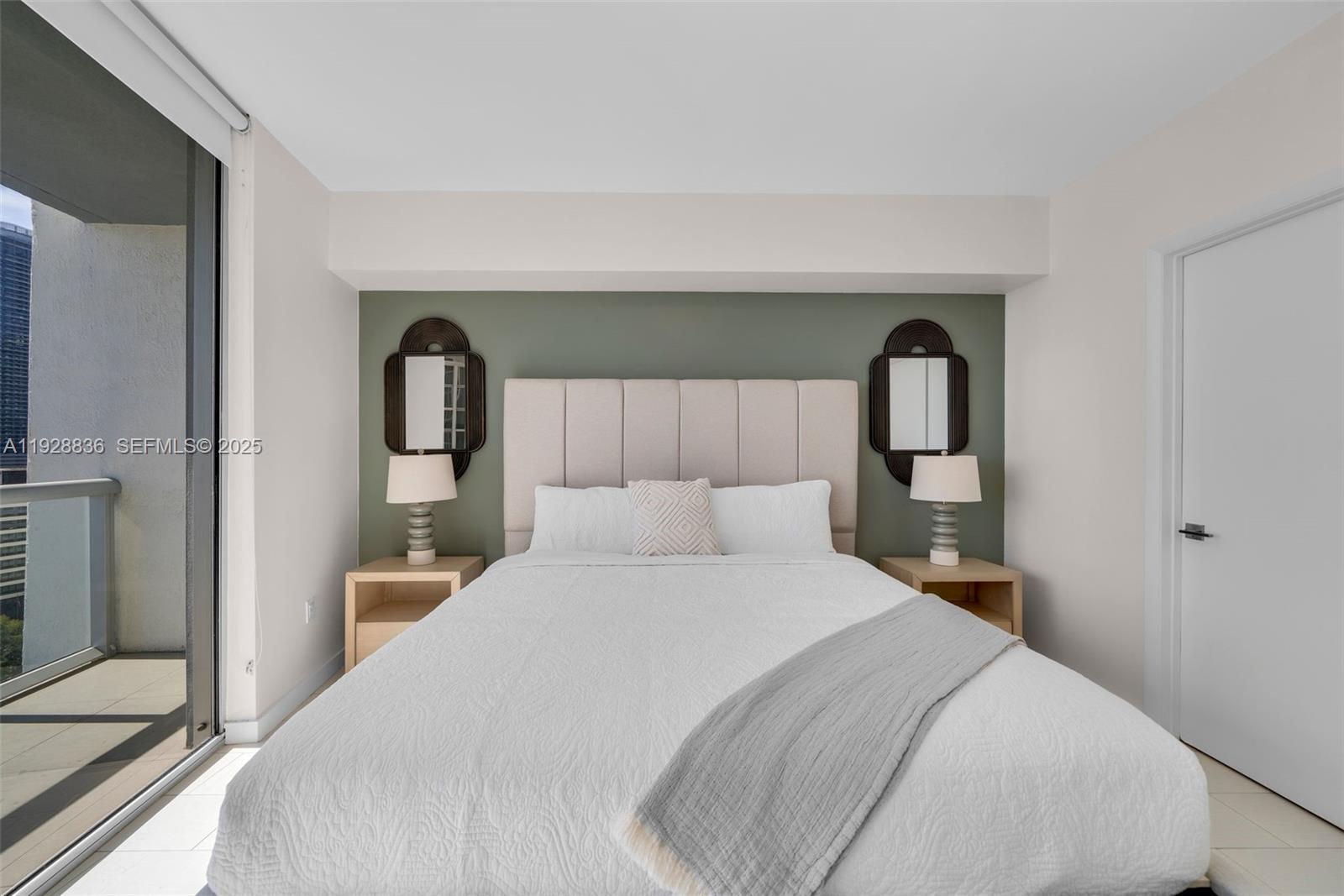 ICON BRICKELL CONDO NO 3 - Residential