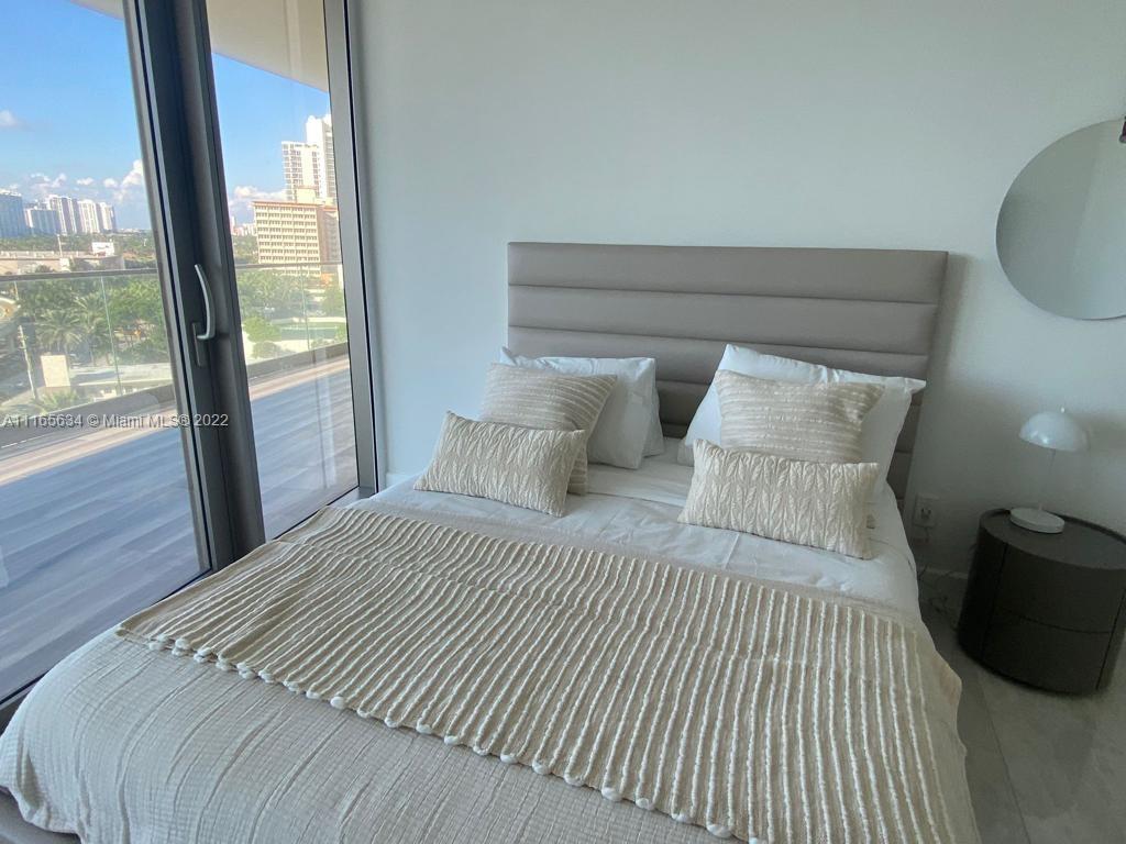 18975 COLLINS CONDO - Residential Lease