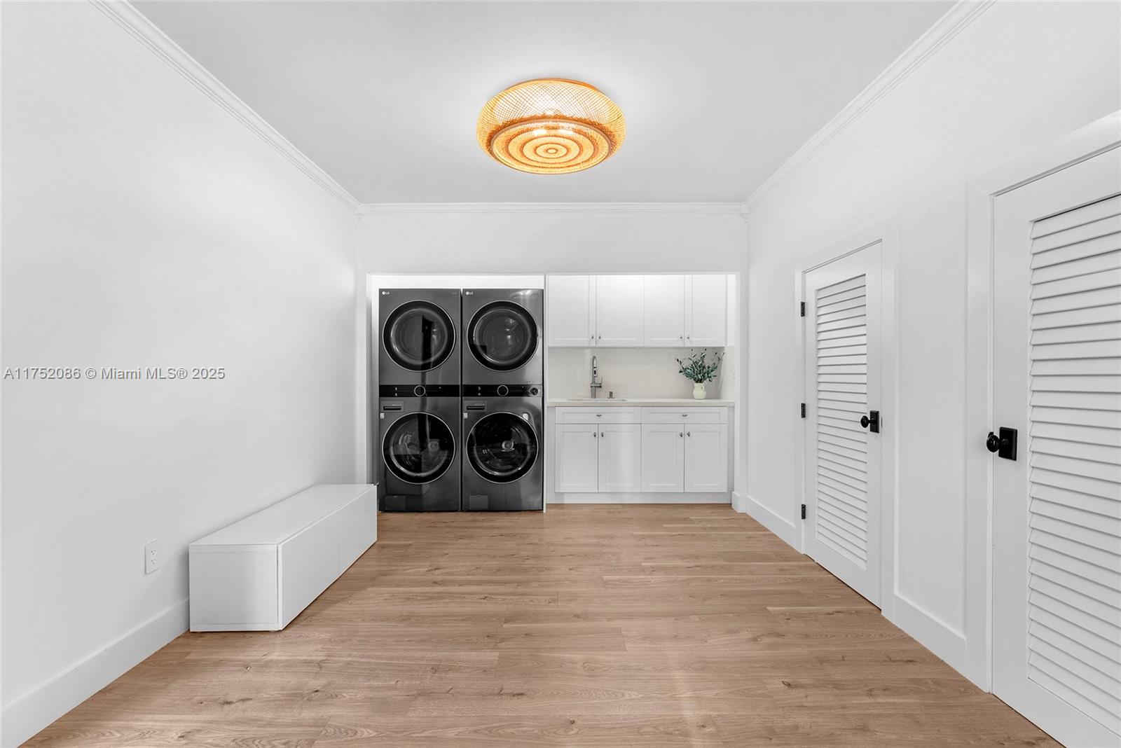 BEACH VIEW ADDN - Residential