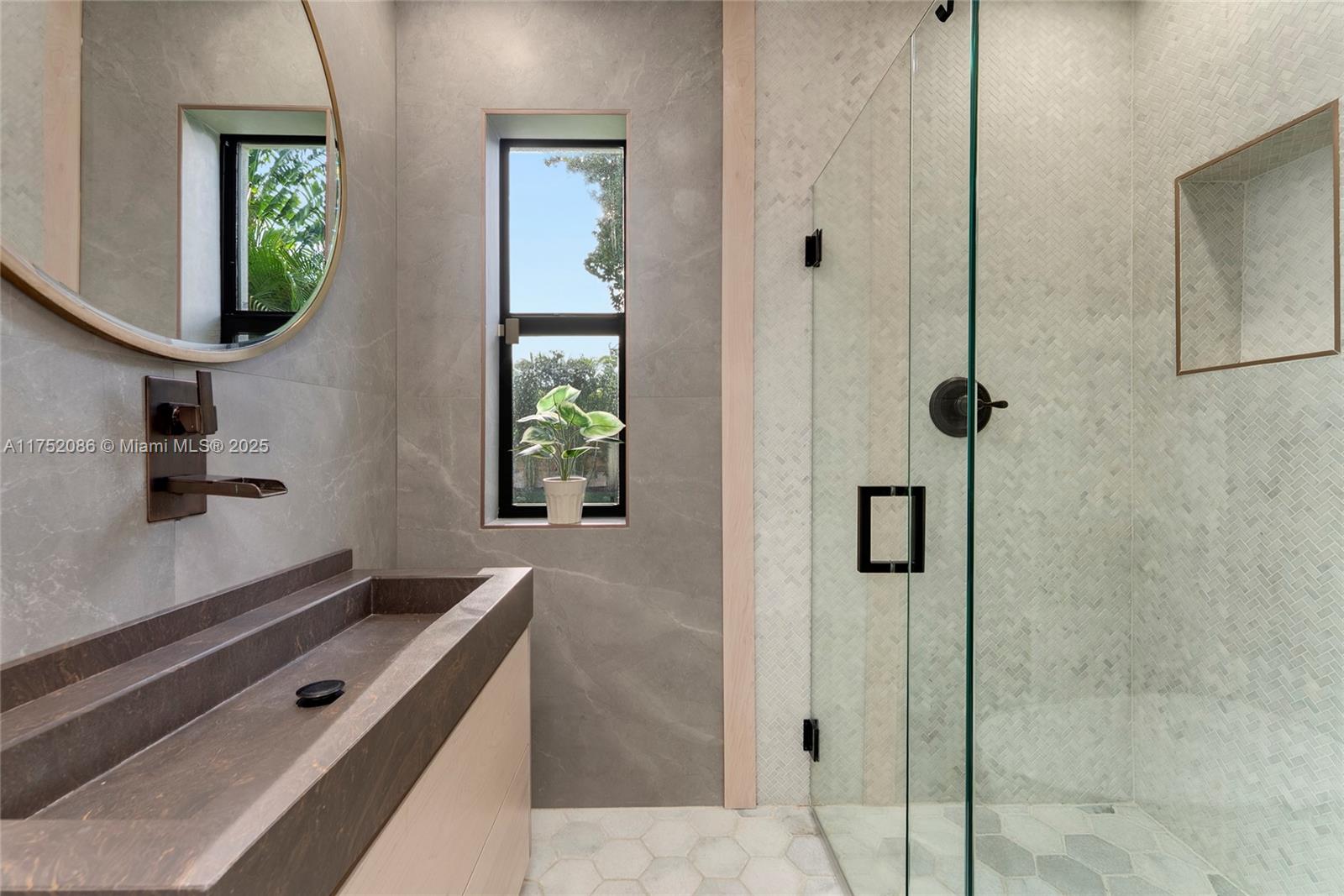 BEACH VIEW ADDN - Residential