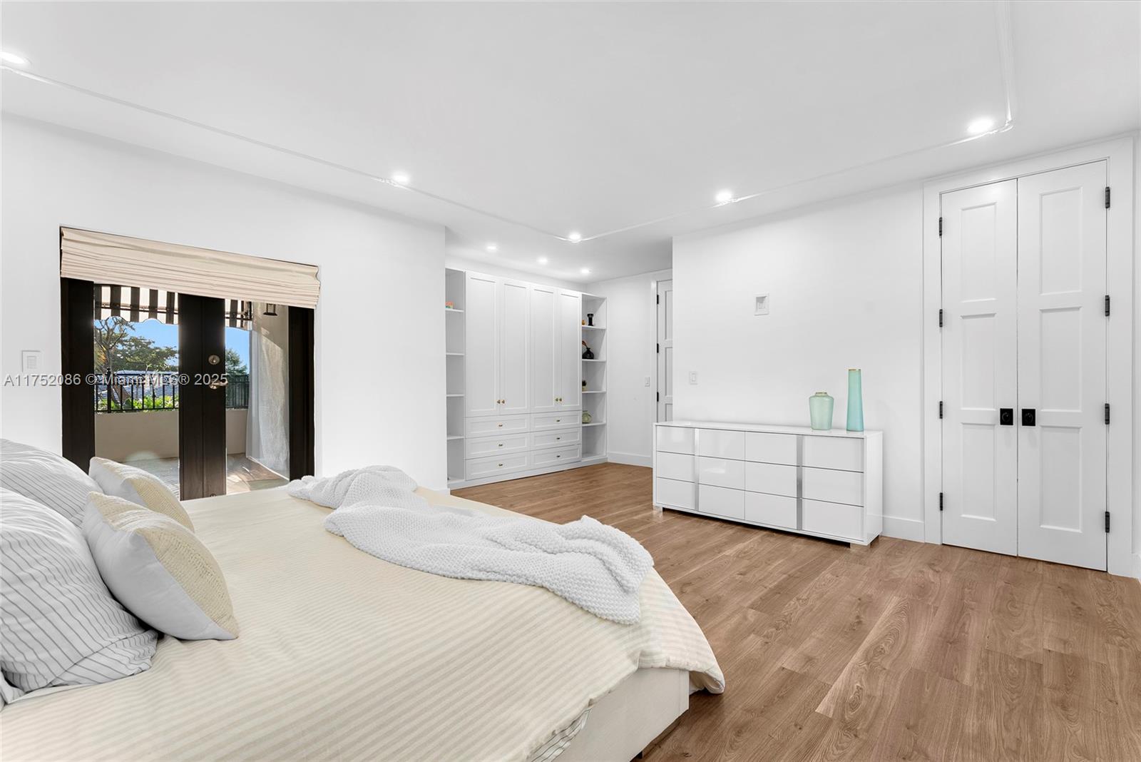 BEACH VIEW ADDN - Residential