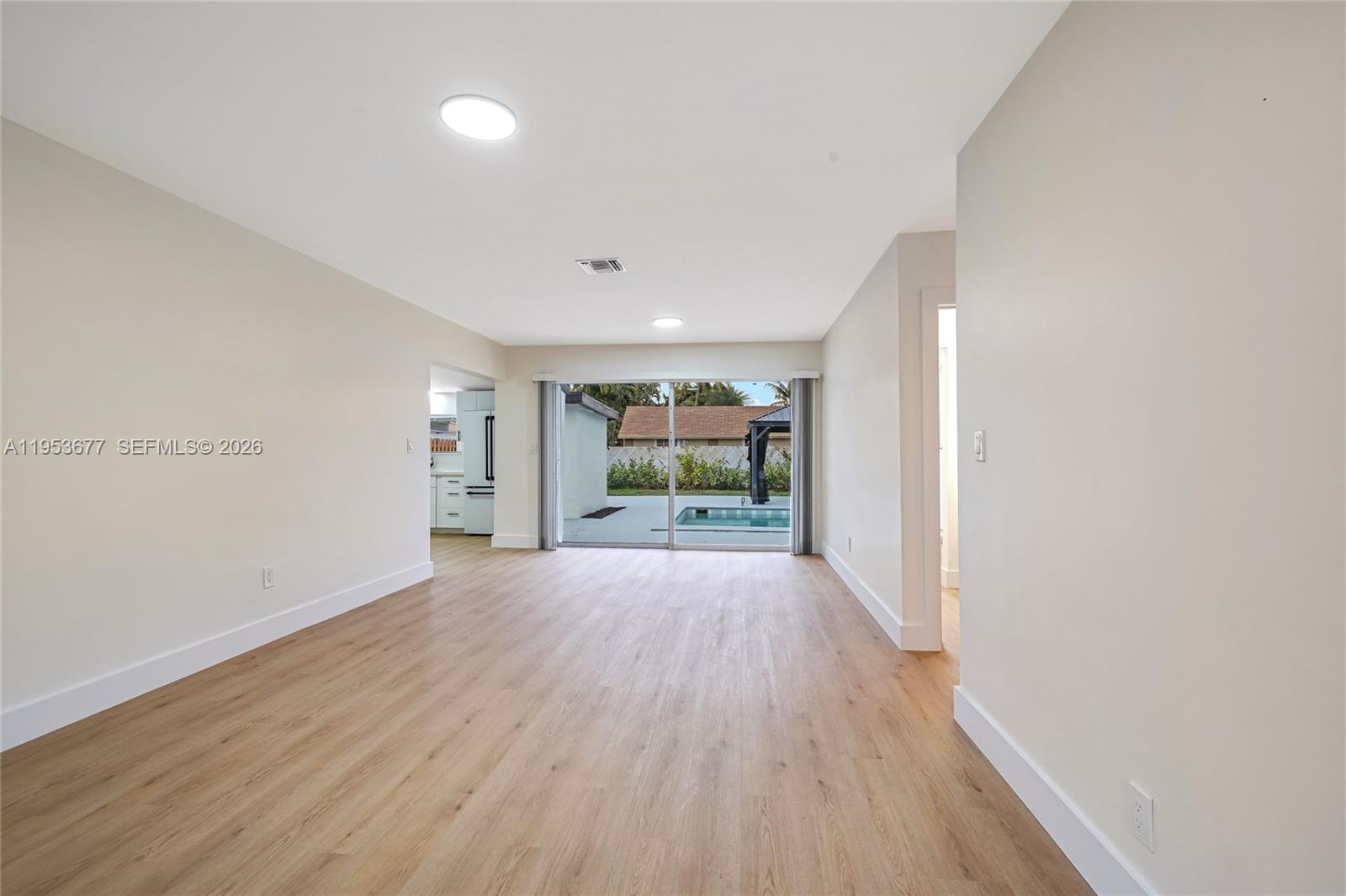 HERITAGE HOMES - Residential