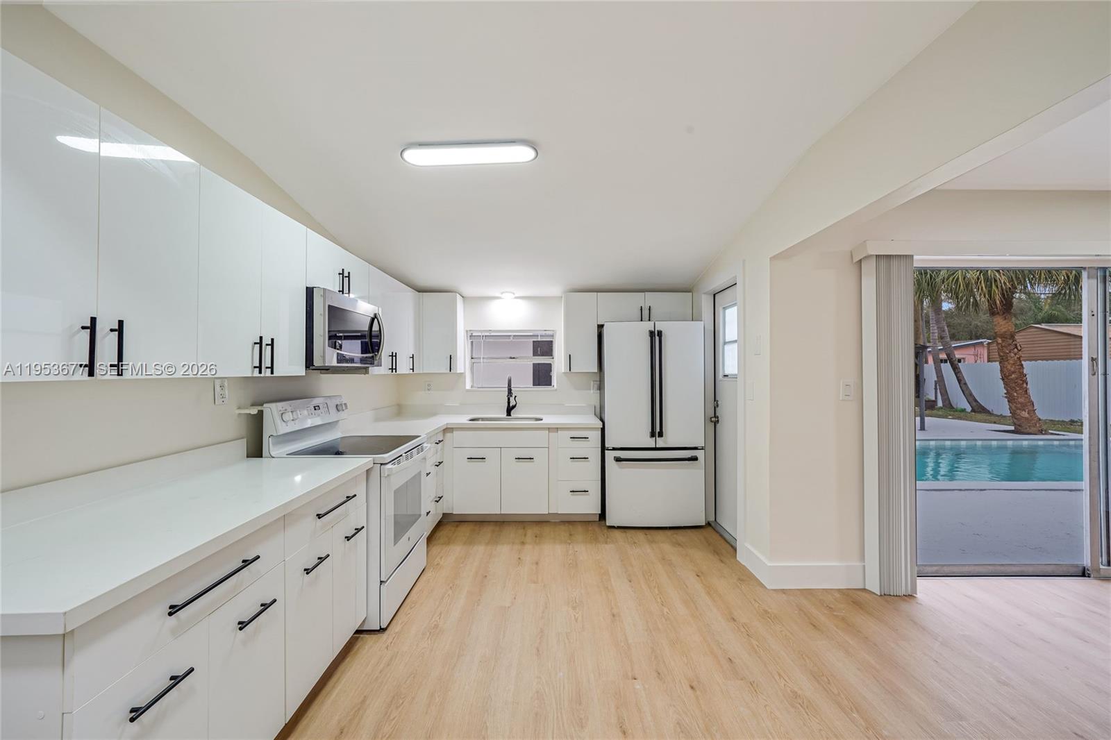 HERITAGE HOMES - Residential