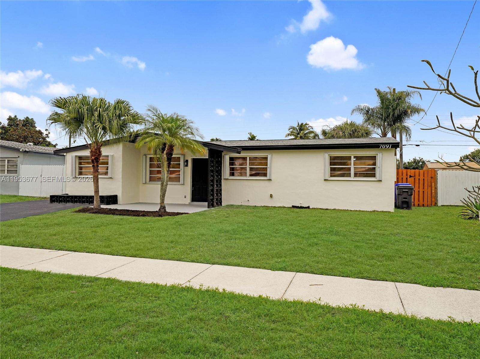 HERITAGE HOMES - Residential