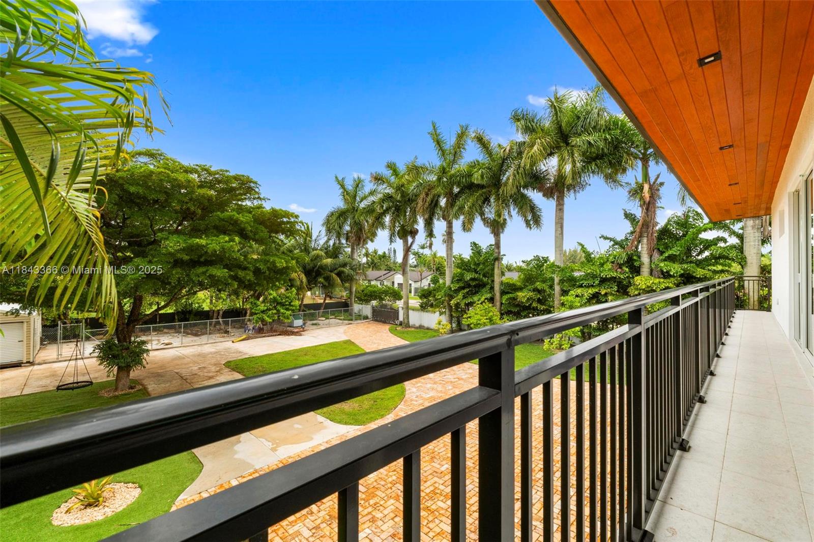 SWEETWATER ESTS SUB - Residential