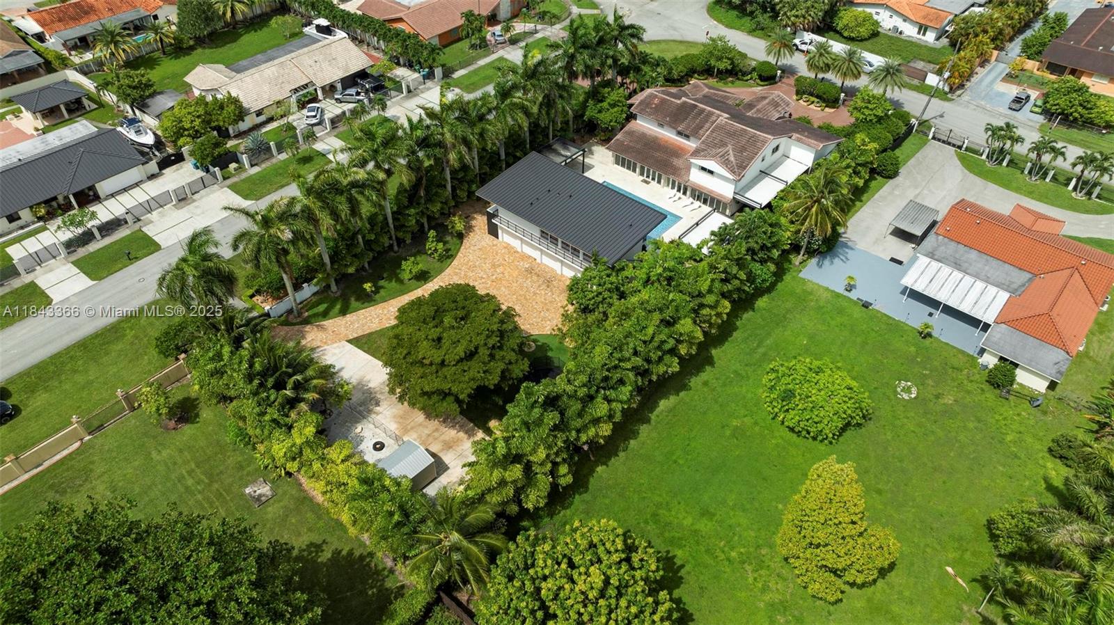 SWEETWATER ESTS SUB - Residential