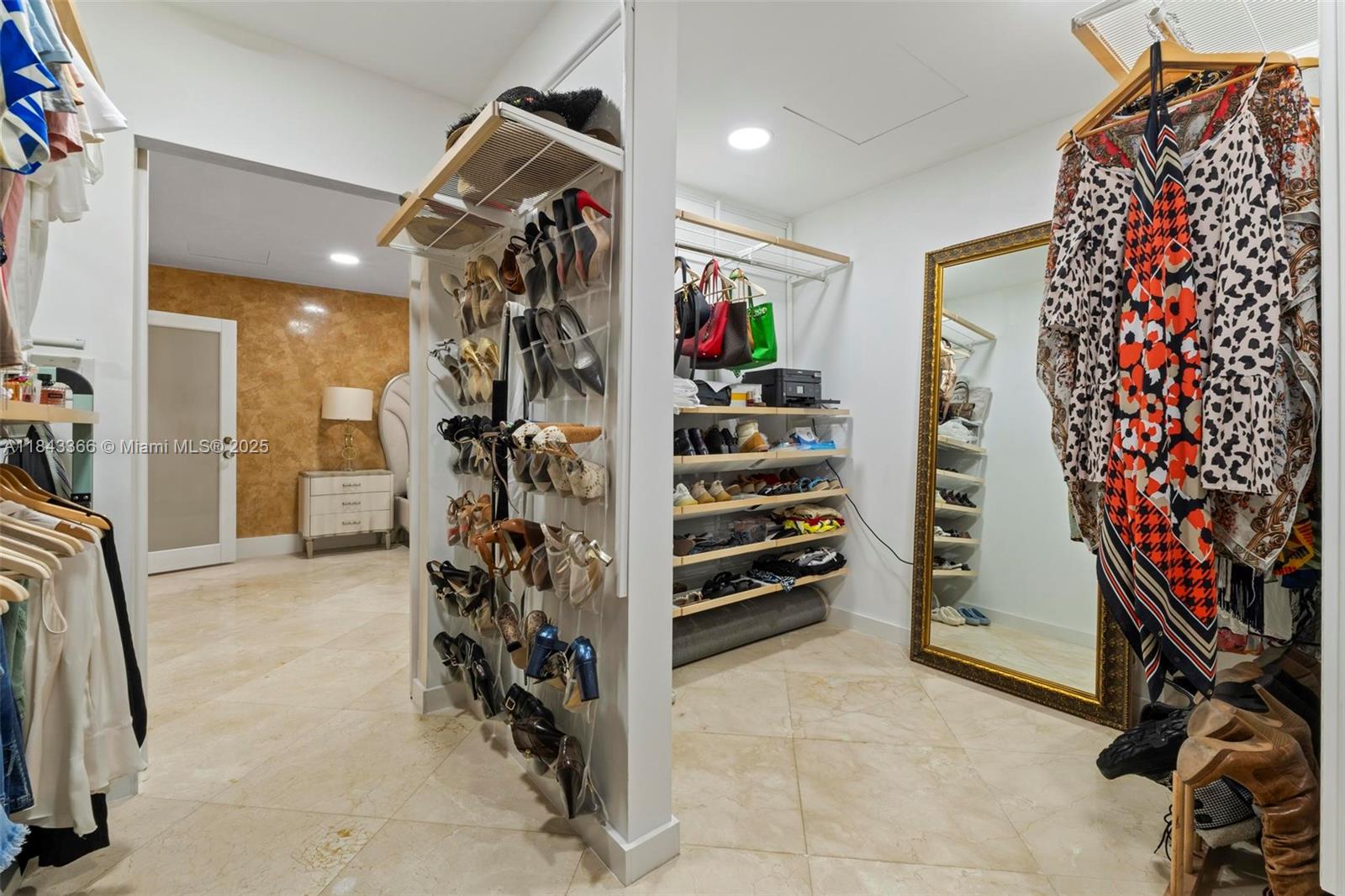 SWEETWATER ESTS SUB - Residential