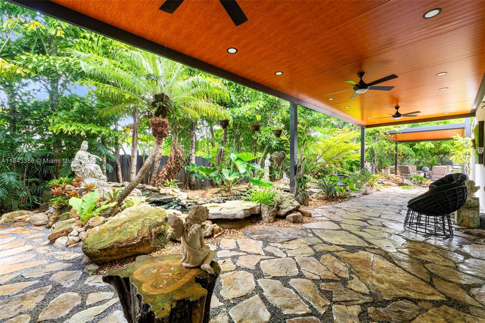 SWEETWATER ESTS SUB - Residential