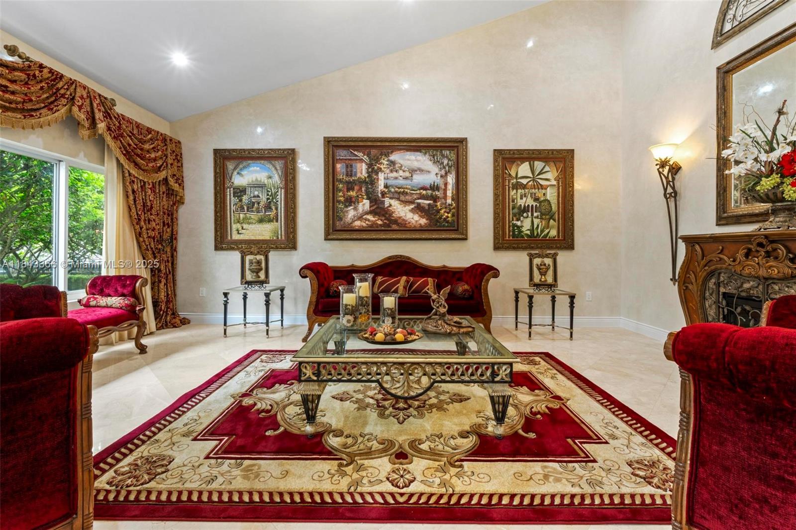 SWEETWATER ESTS SUB - Residential