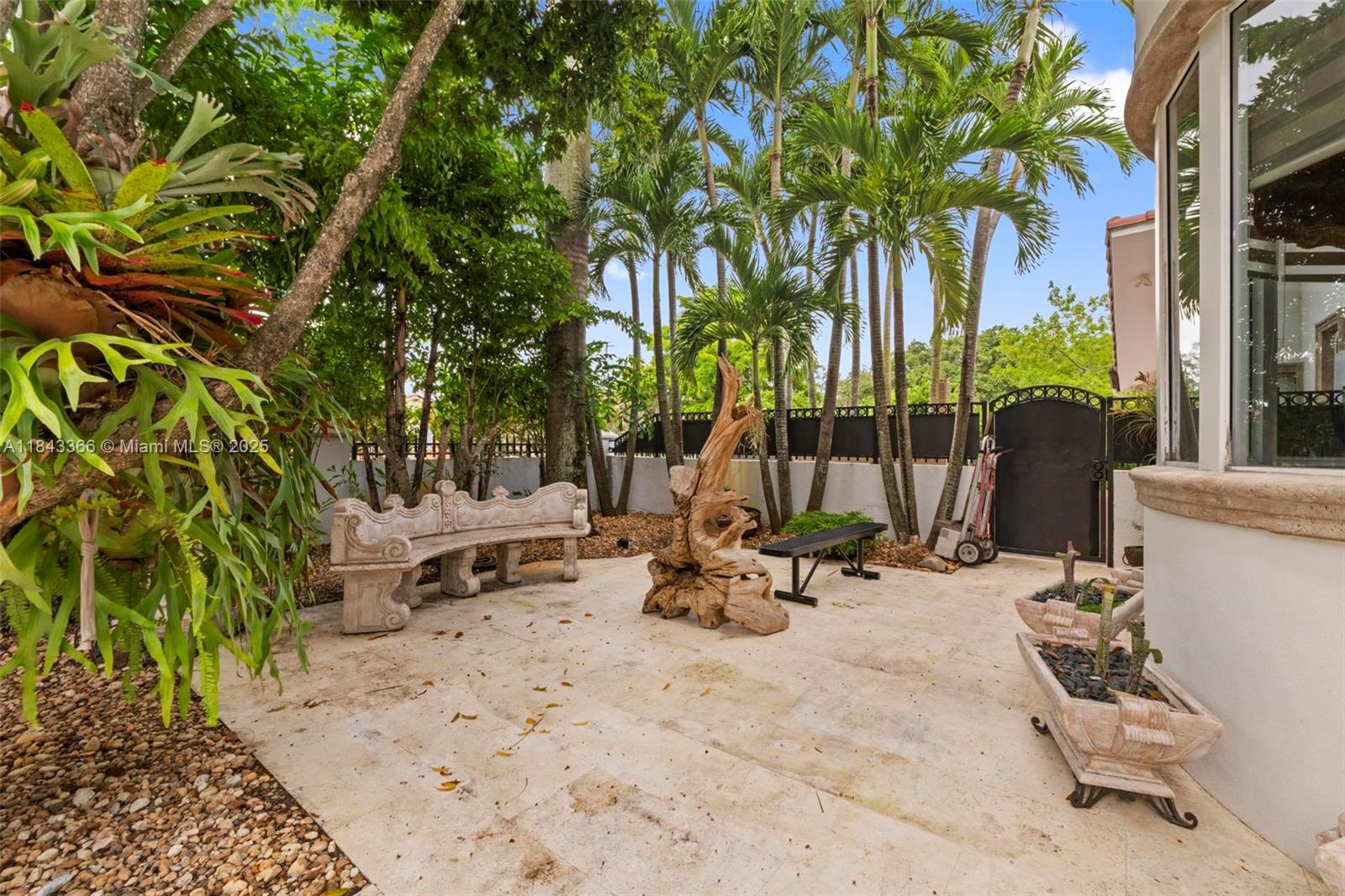 SWEETWATER ESTS SUB - Residential