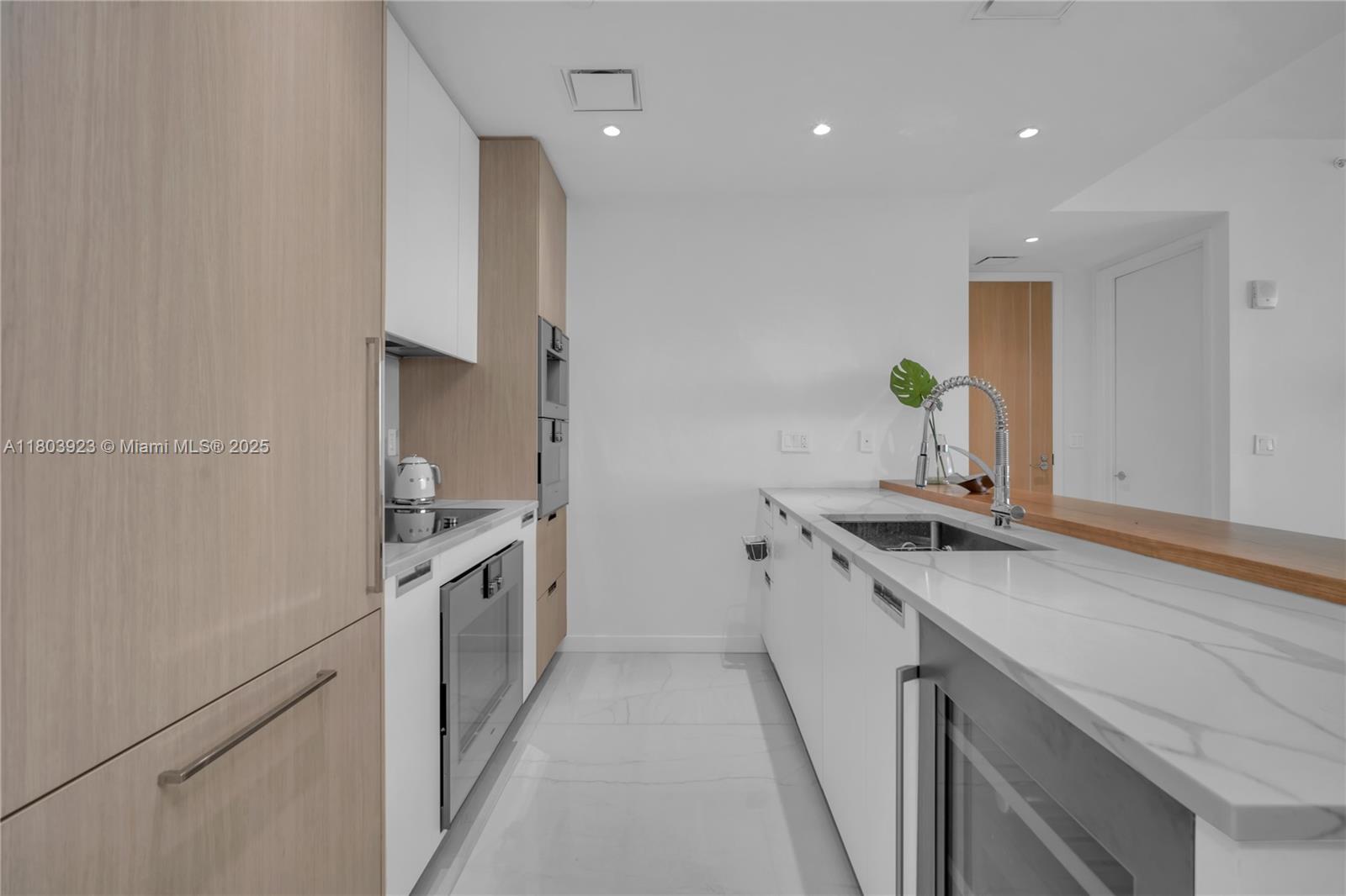 15701 COLLINS CONDO - Residential Lease