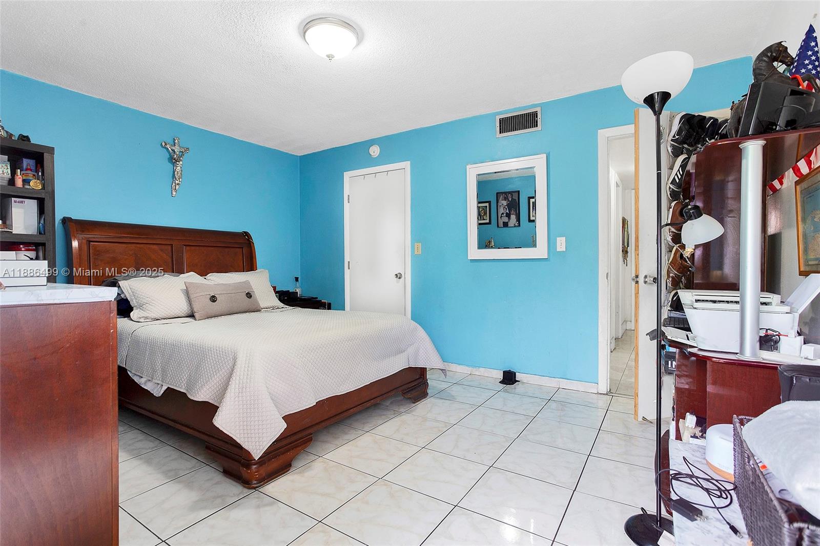PALM-EAST GARDENS CONDO - Residential