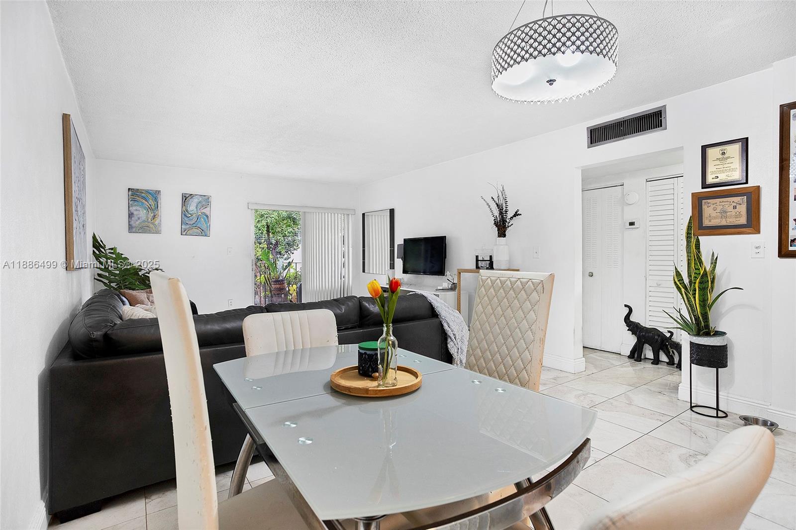 PALM-EAST GARDENS CONDO - Residential