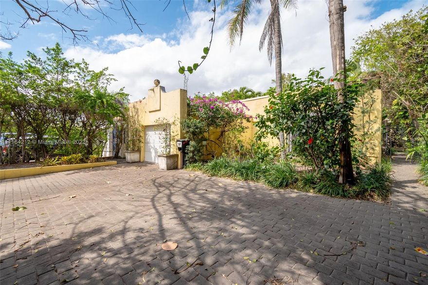 New listing, very desirable in town location on the exclusive island of Palm Beach. The property is the first house on the ocean block, just off of S. Ocean Blvd., (Billionaire's Row), only steps to the beach (Atlantic Ocean).Two blocks to Worth Avenue, walk to the best restaurants, shopping, art galleries. The lot is approx. 6,250 sq. ft., 50' x 125', with a pool and garage. Don't miss this rare opportunity to create your dream home, being offered for sale, "AS IS". Enjoy the fabulous lifestyle on the beautiful sophisticated island of Palm Beach.