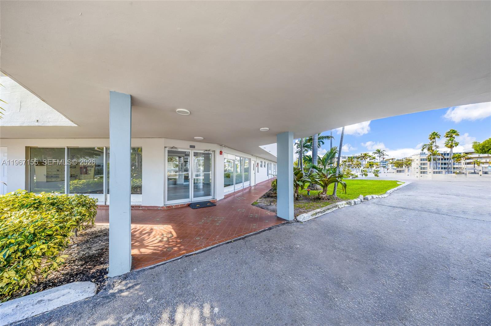 JADE WINDS GROUP-DAISY GA - Residential