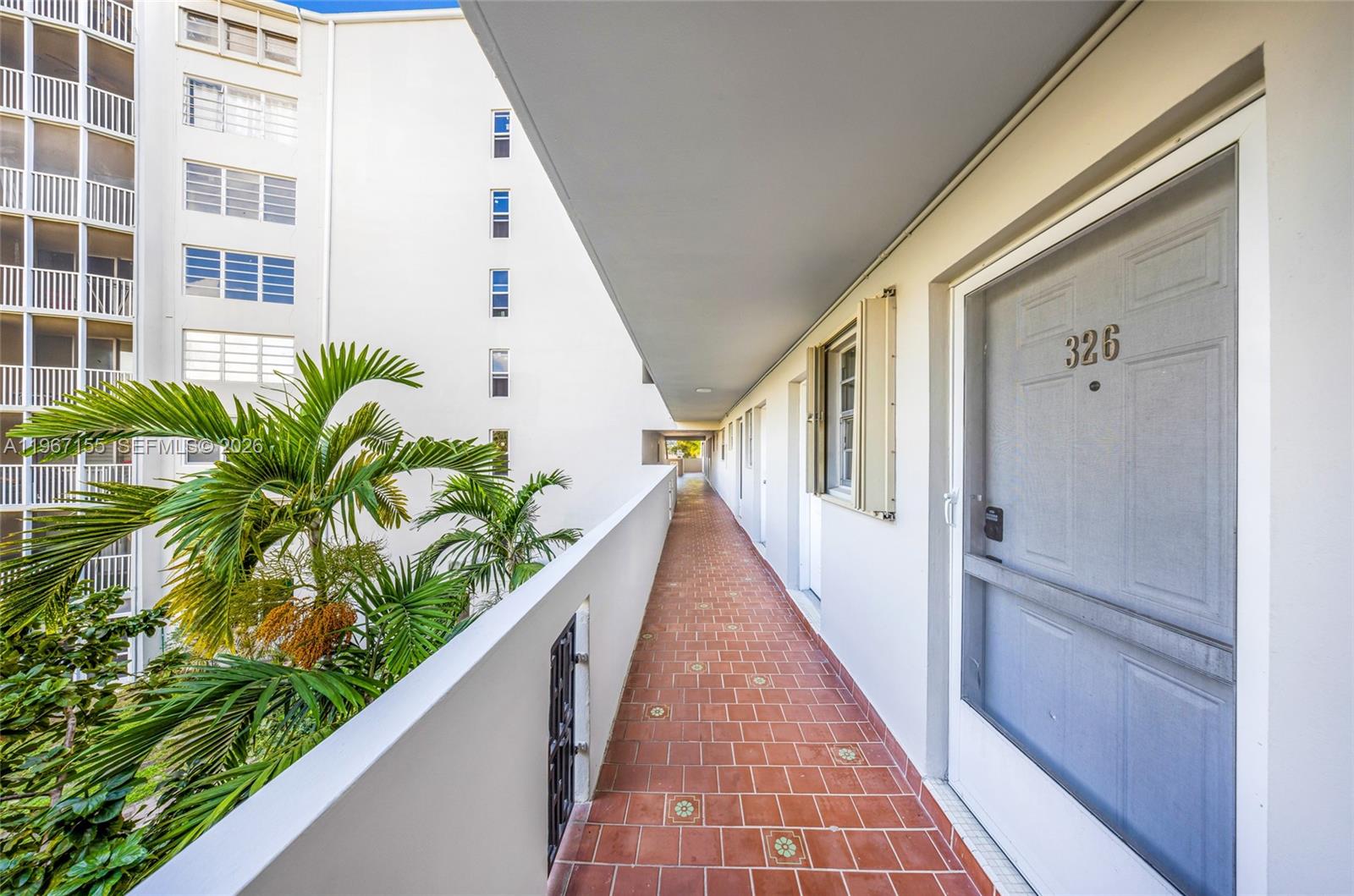 1750 NE 191st St 326-4