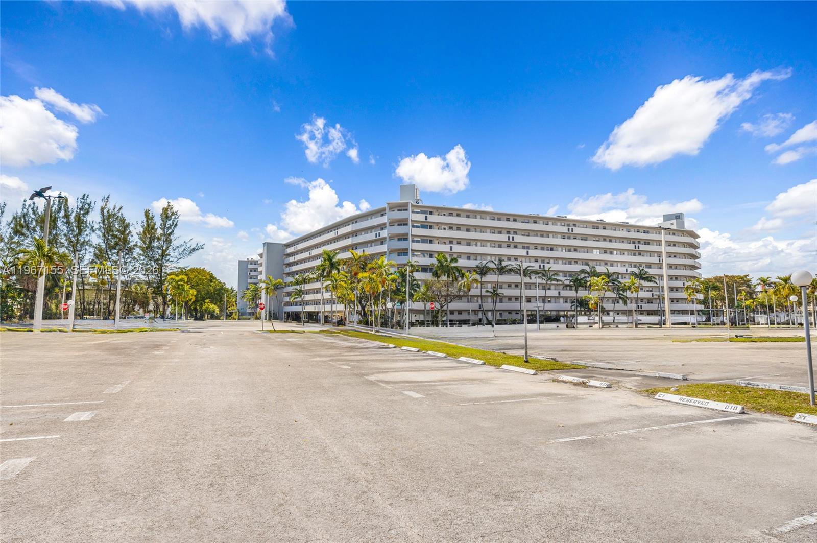 JADE WINDS GROUP-DAISY GA - Residential