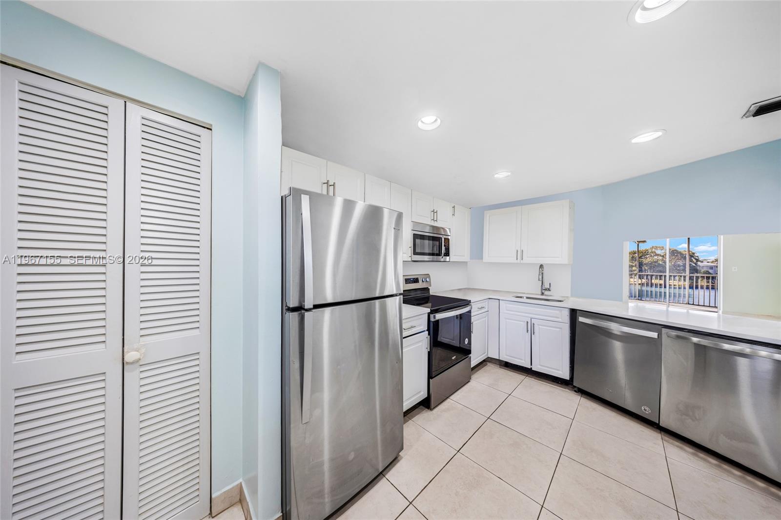 JADE WINDS GROUP-DAISY GA - Residential