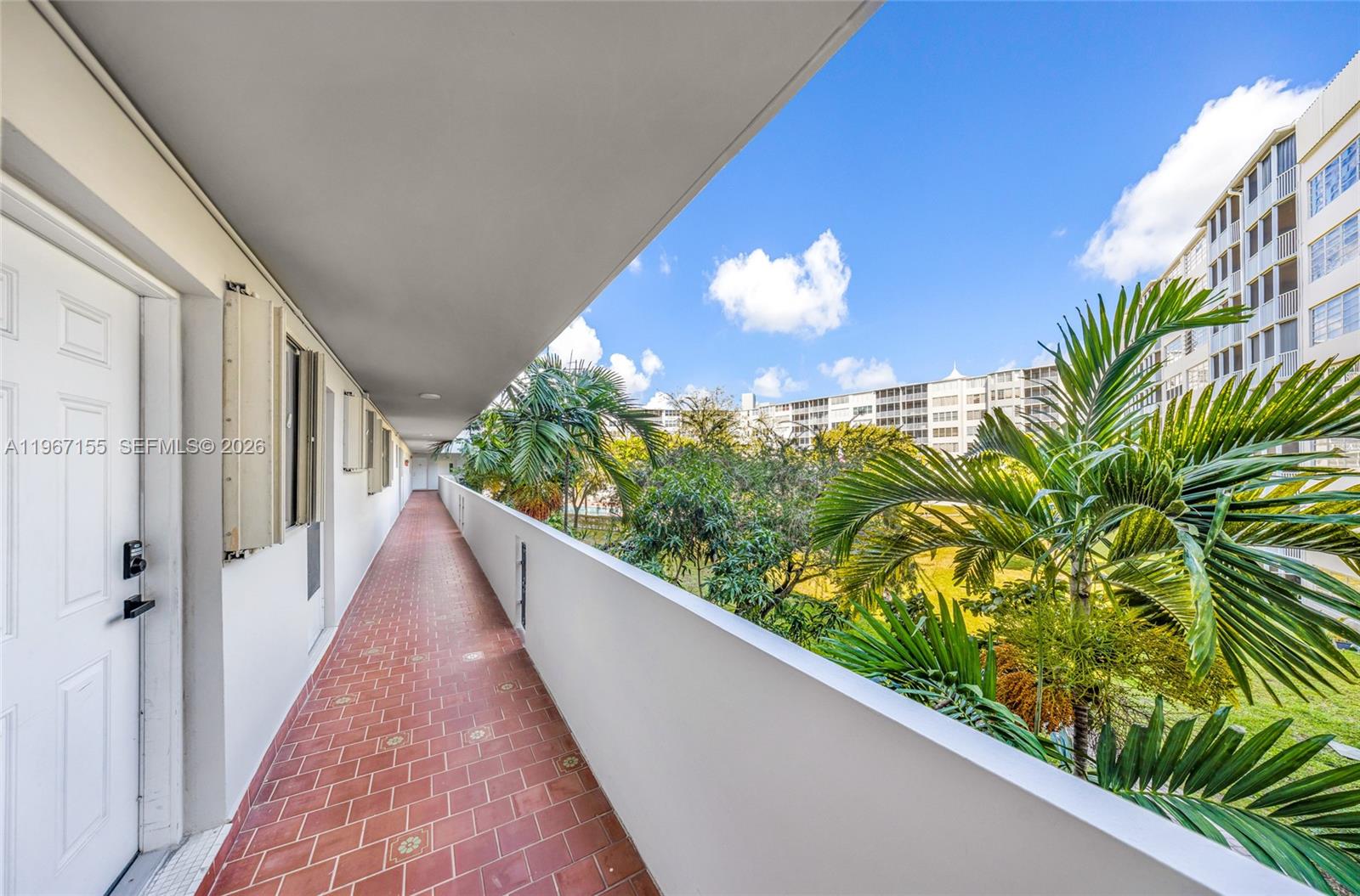 JADE WINDS GROUP-DAISY GA - Residential