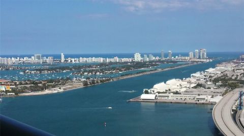 888 Biscayne Blvd 4310 Miami FL 33132