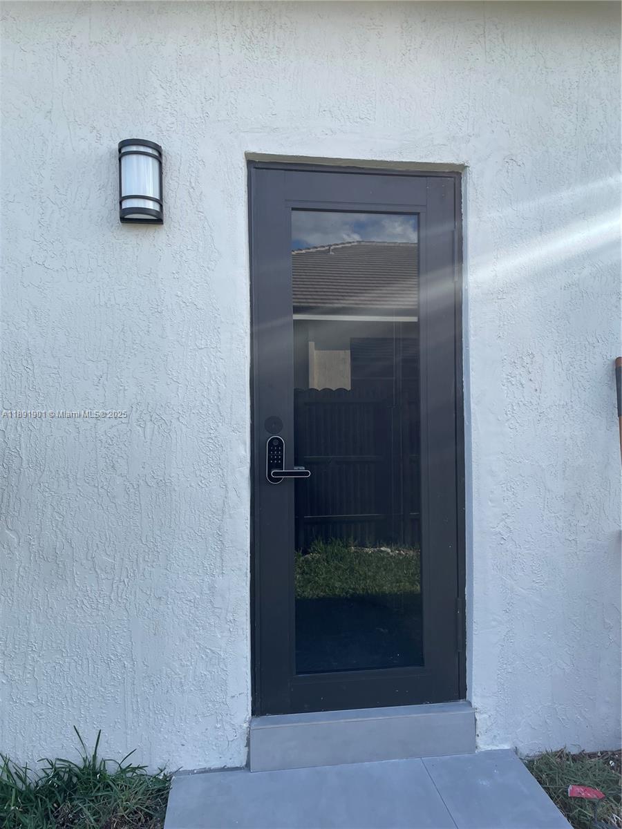 Enjoy modern living in this beautifully remodeled studio featuring an open layout, updated kitchen with new appliances, fresh paint, and stylish flooring. The space is bright and efficient, offering comfort and convenience in a prime location near shopping, dining, and public transit. Perfect for professionals or students seeking a clean, modern space to call home.